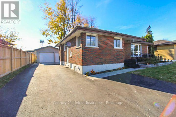 MLS® listing #30456334 for sale located at 851 TIMOTHY STREET