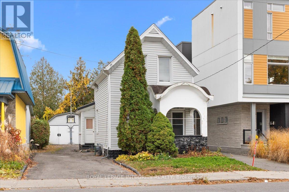 MLS® listing #30456771 for sale located at 310 HINCHEY AVENUE
