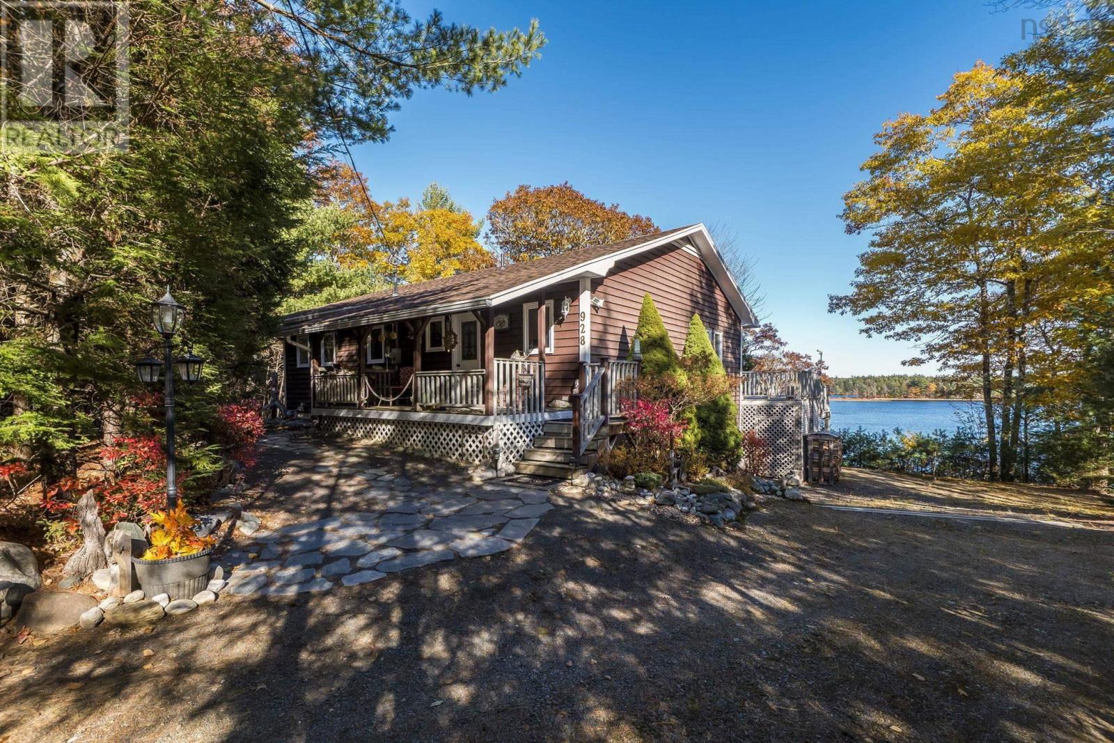 MLS® listing #30457407 for sale located at 928 Salmon Bay Drive