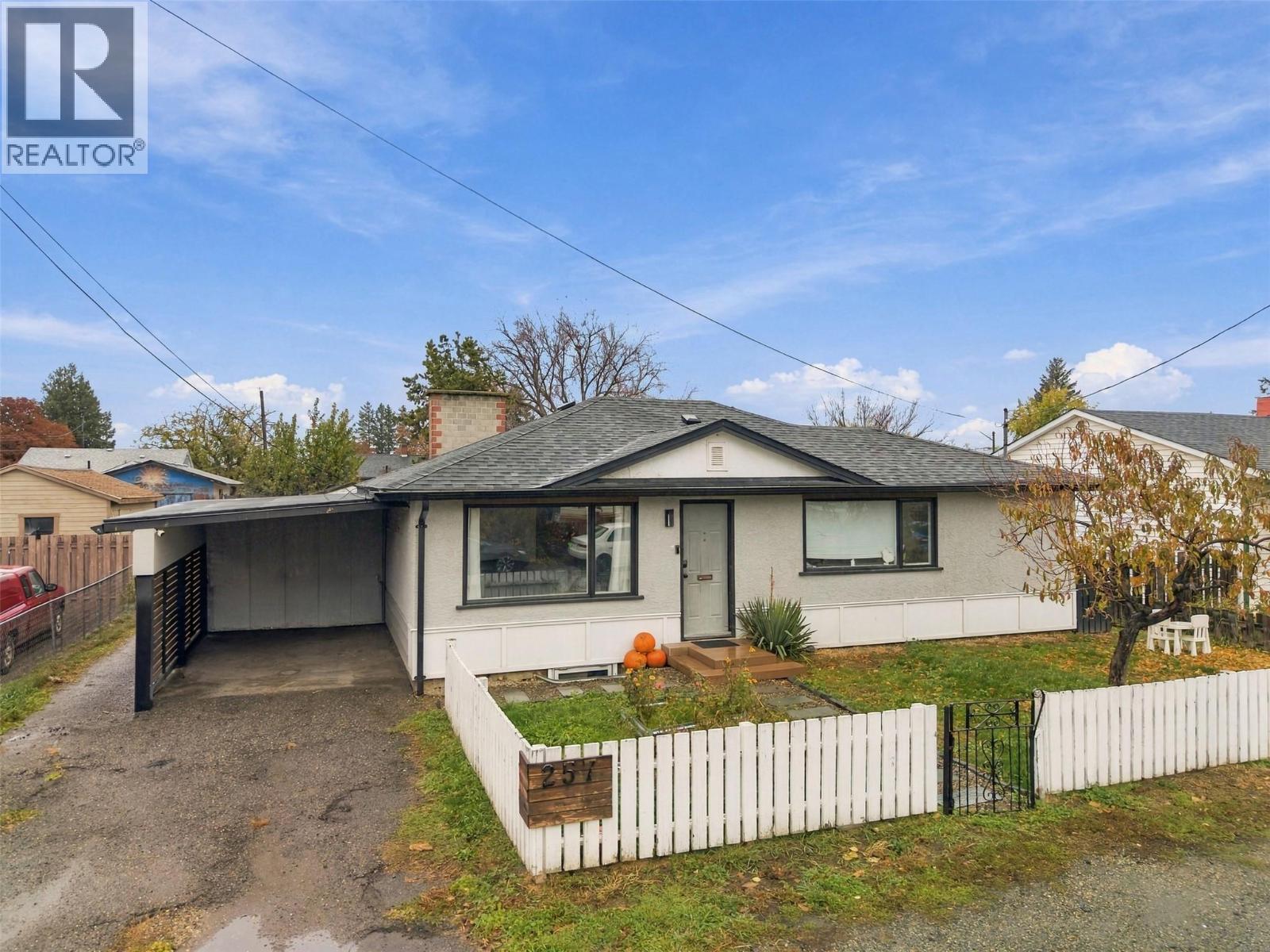 MLS® listing #30458824 for sale located at 257 Birch Avenue