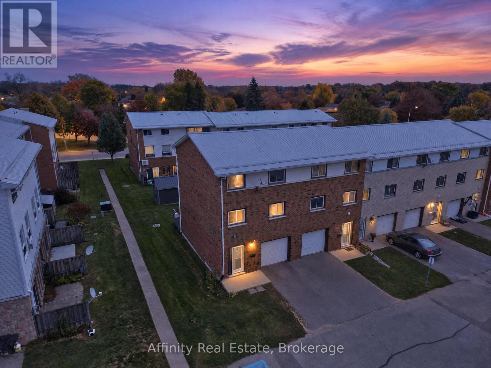 MLS® listing #30459941 for sale located at 35 - 129 CONCESSION STREET E