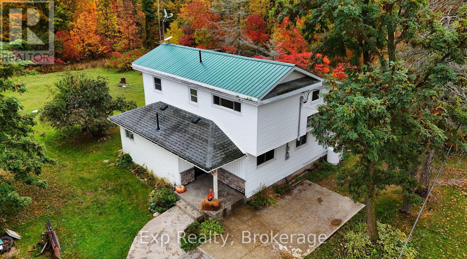 MLS® listing #30459972 for sale located at 2988 COUNTY 44 ROAD