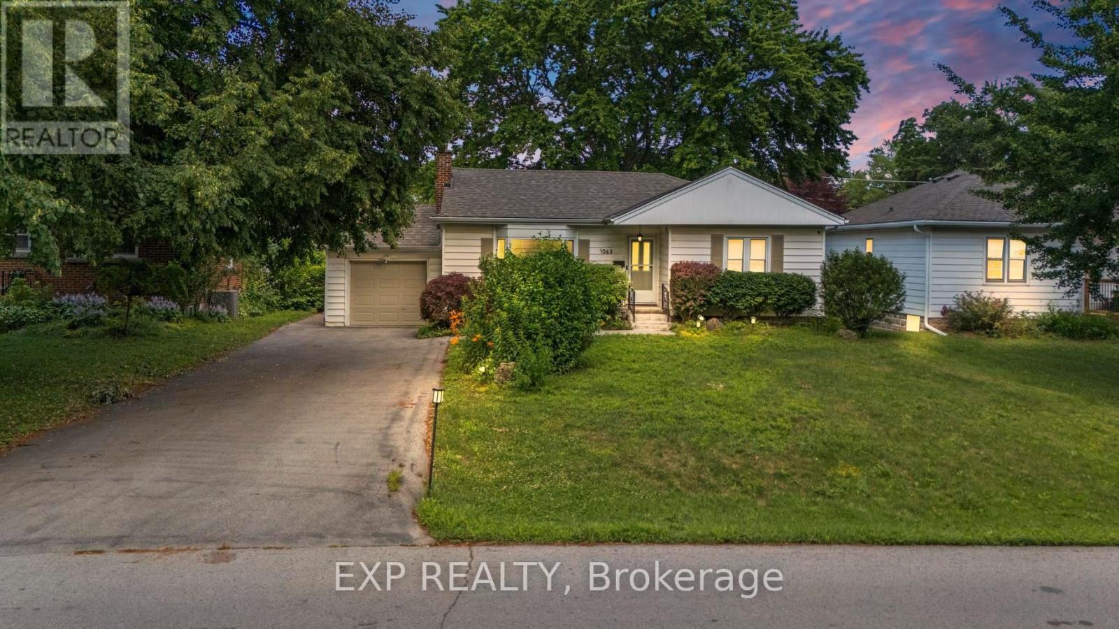MLS® listing #30461061 for sale located at 1063 JOAN DRIVE