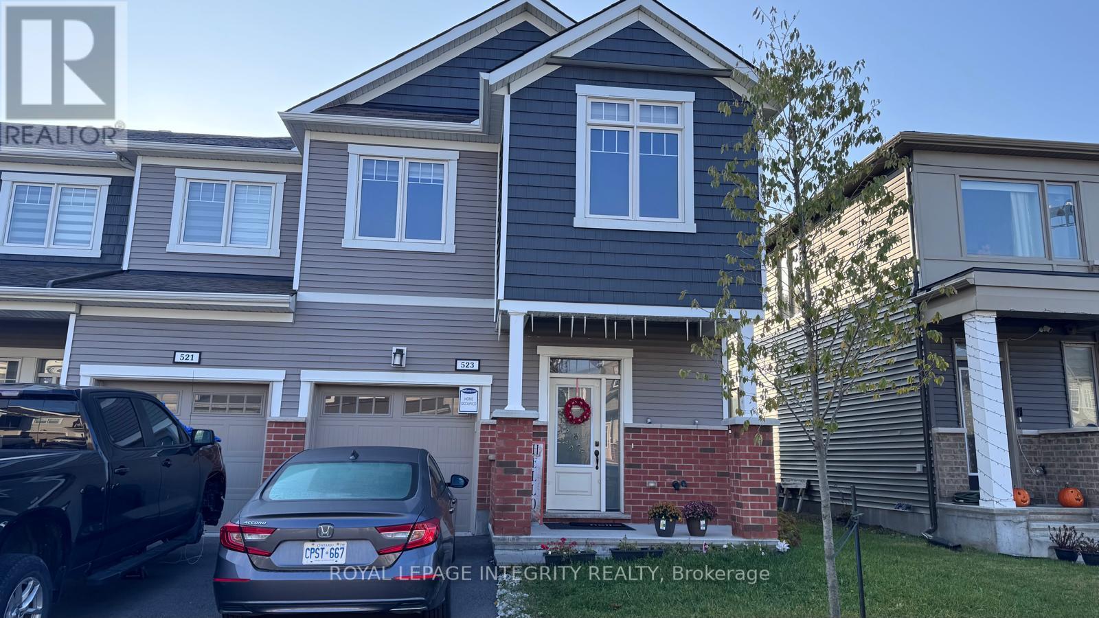 MLS® listing #30461198 for sale located at 523 FLAGSTAFF DRIVE