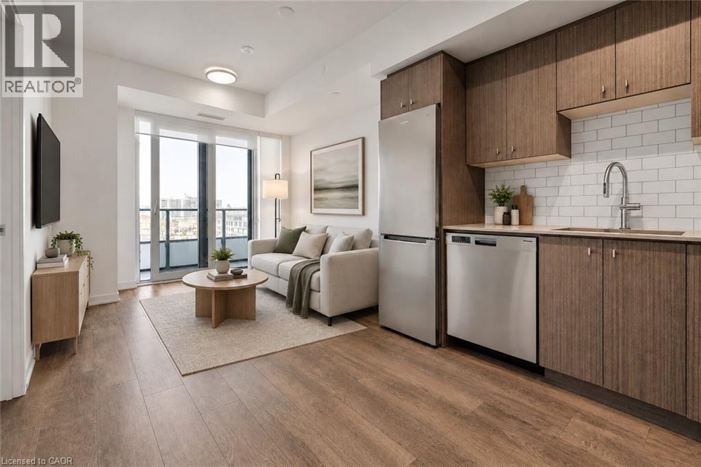 MLS® listing #30461369 for sale located at 5 WELLINGTON Street Unit# 807