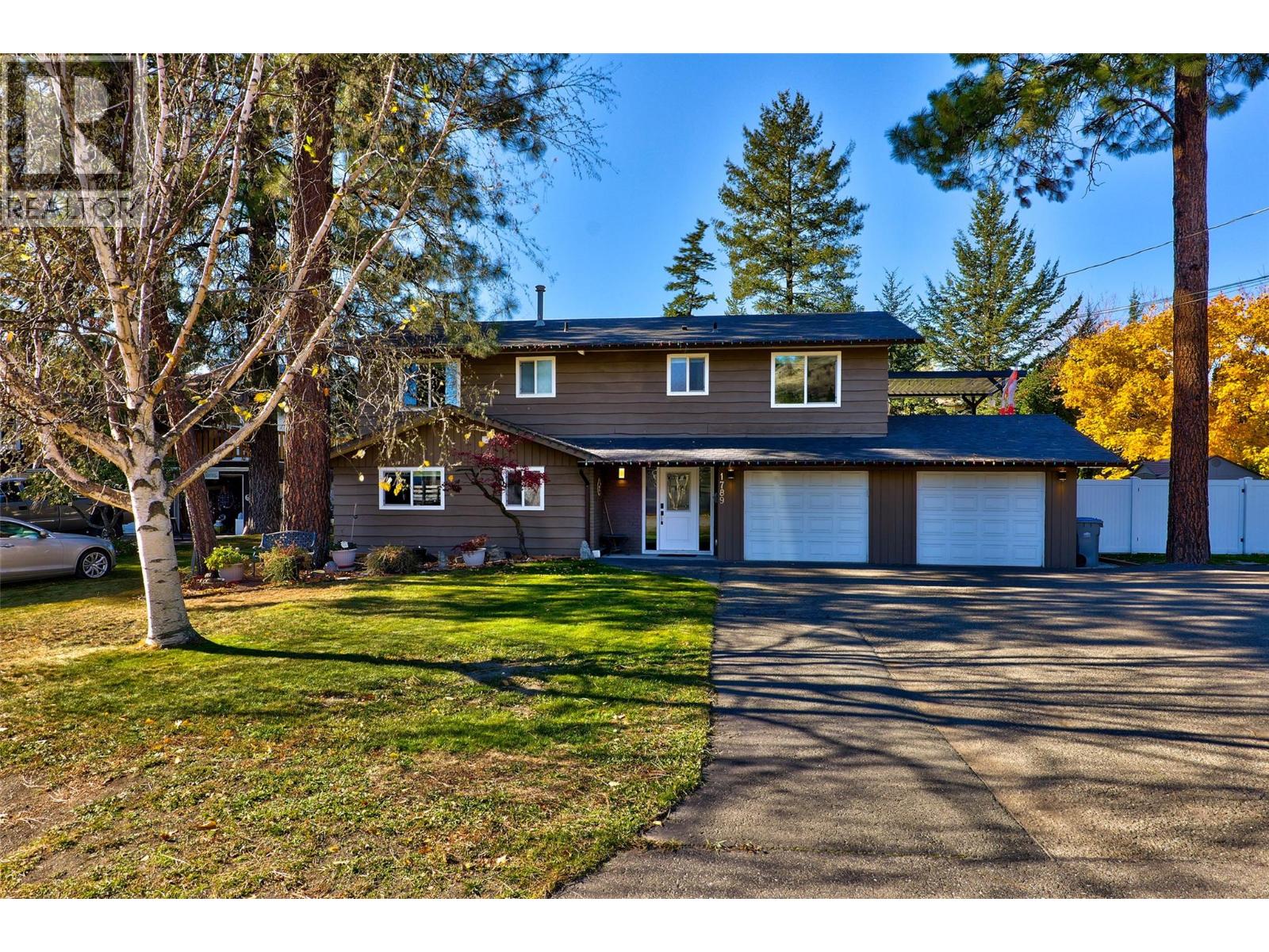 MLS® listing #30462807 for sale located at 1789 SCOTT Place