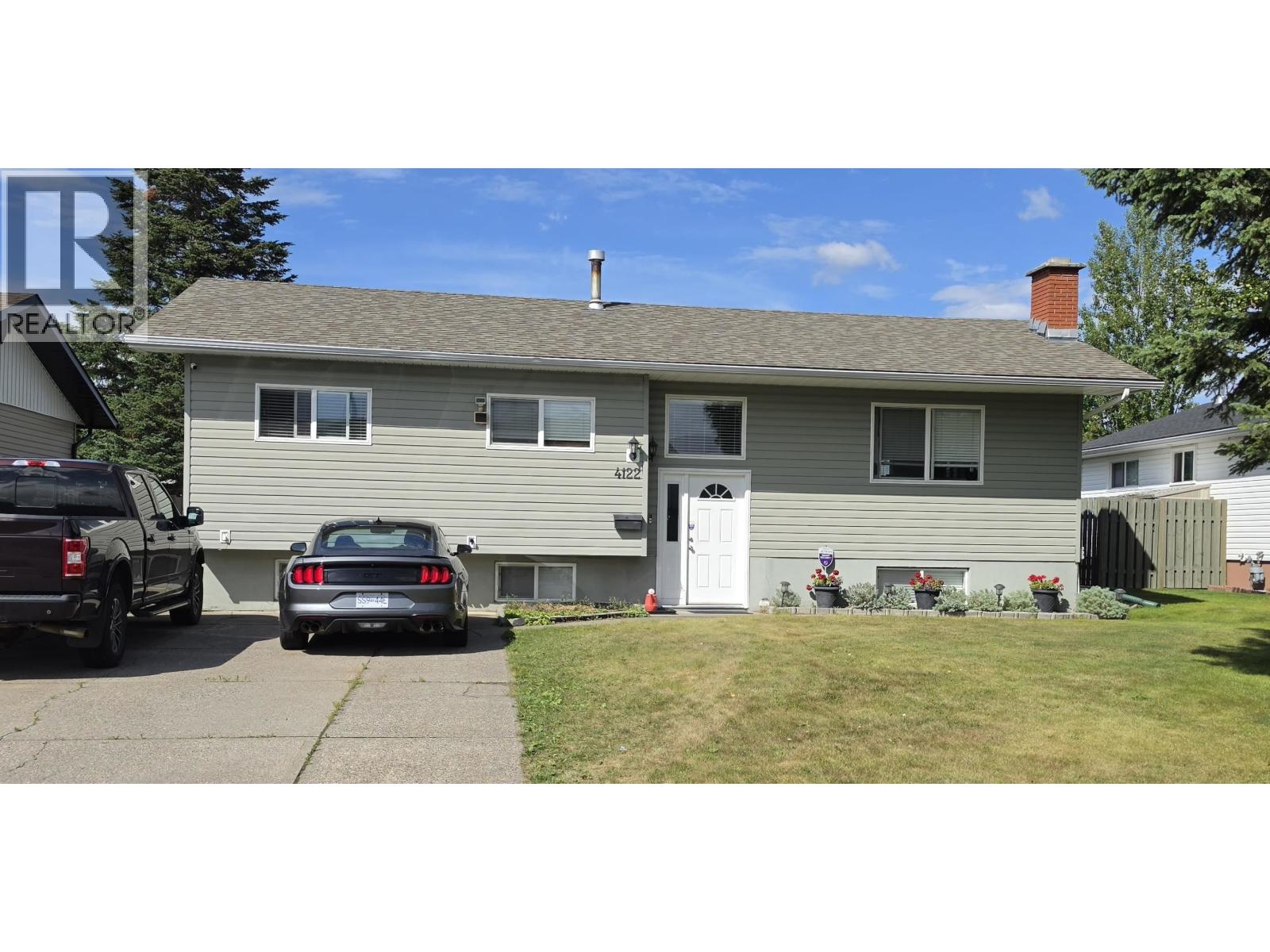 MLS® listing #30463973 for sale located at 4122 RAINBOW DRIVE