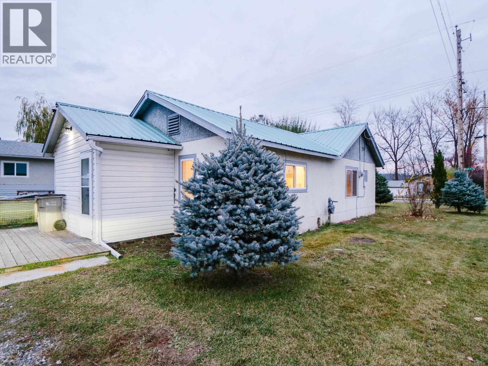 MLS® listing #30464082 for sale located at 403 HARTLEY STREET