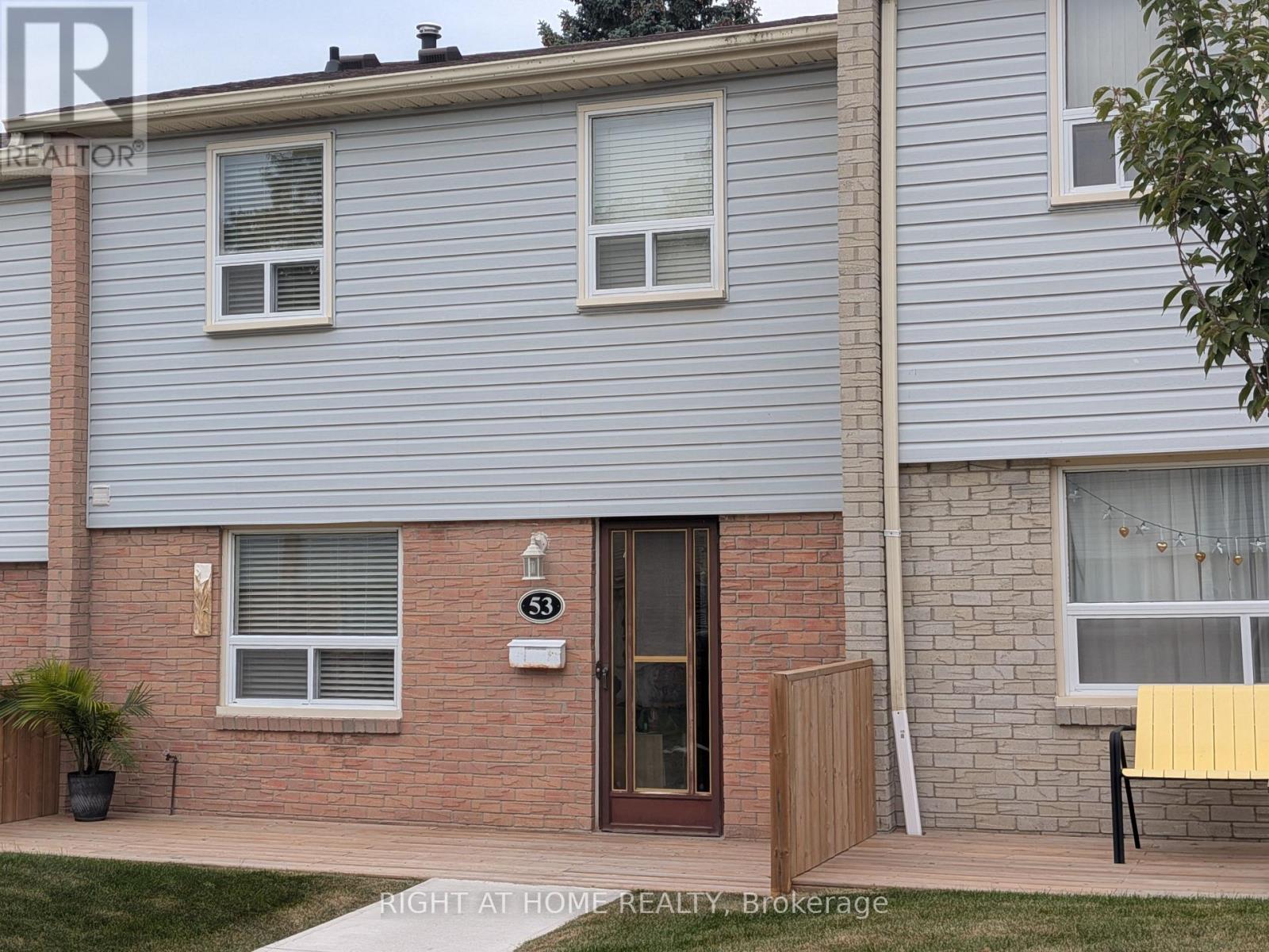 MLS® listing #30464245 for sale located at 53 - 1055 SHAWNMARR ROAD
