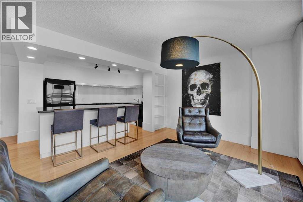 MLS® listing #30464368 for sale located at 801, 718 12 Avenue SW