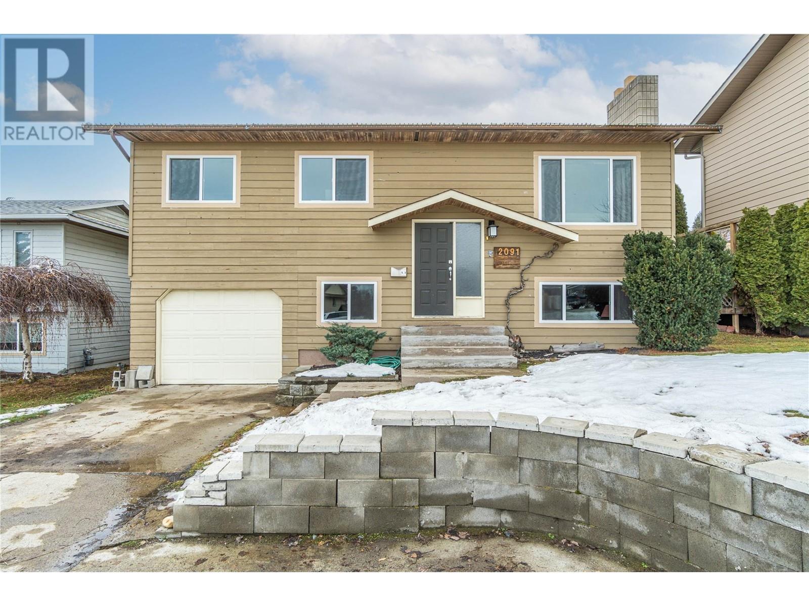 MLS® listing #28004781 for sale located at 2091 MONTEITH Drive