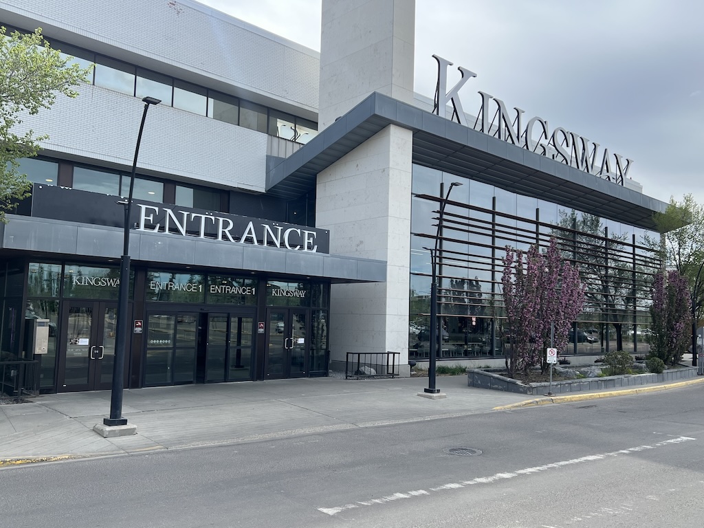 1 Kingsway Garden Mall NW, 44982239, Alberta,