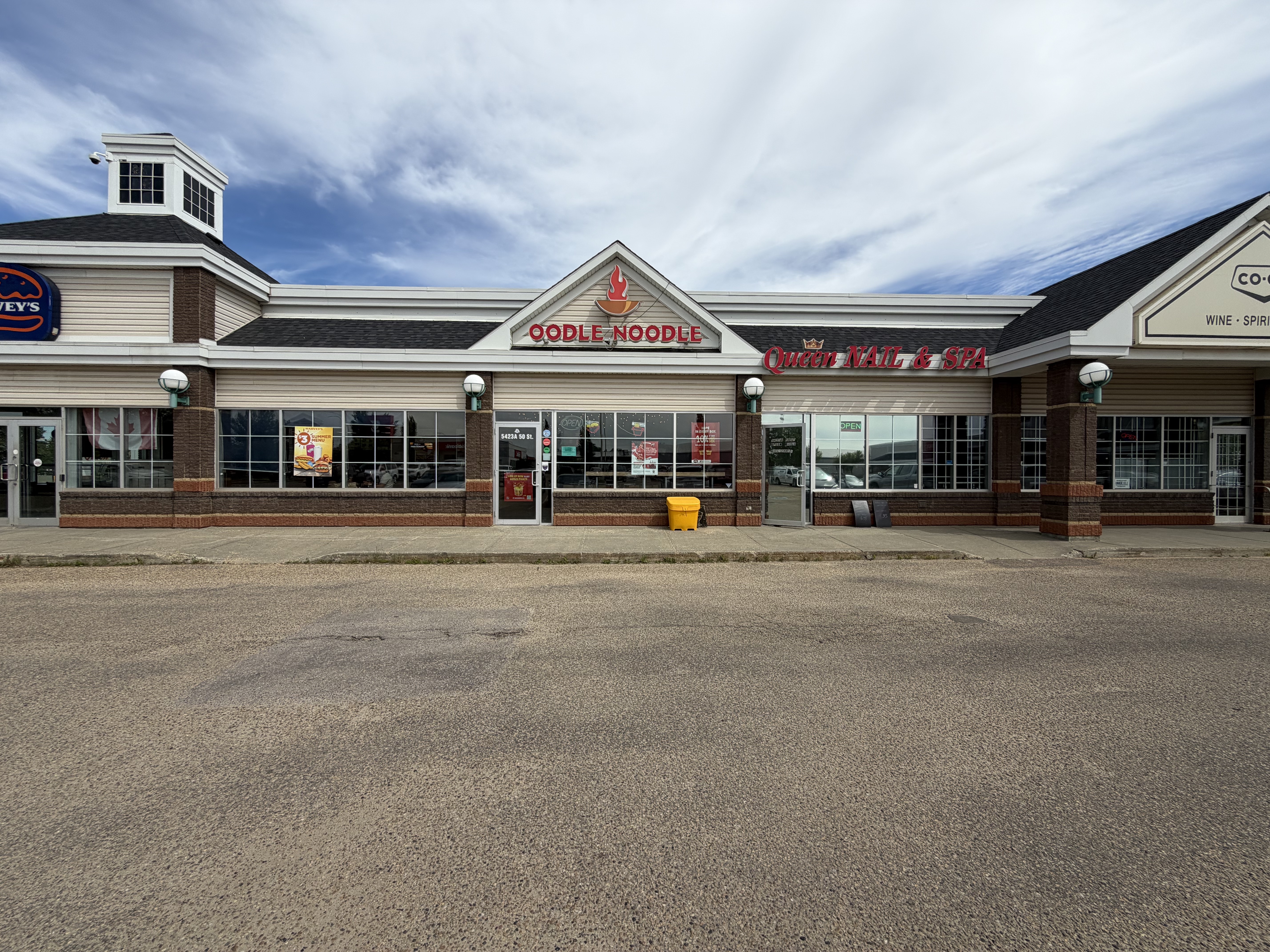 50-50 5423B 50 St, 45042207, Alberta,