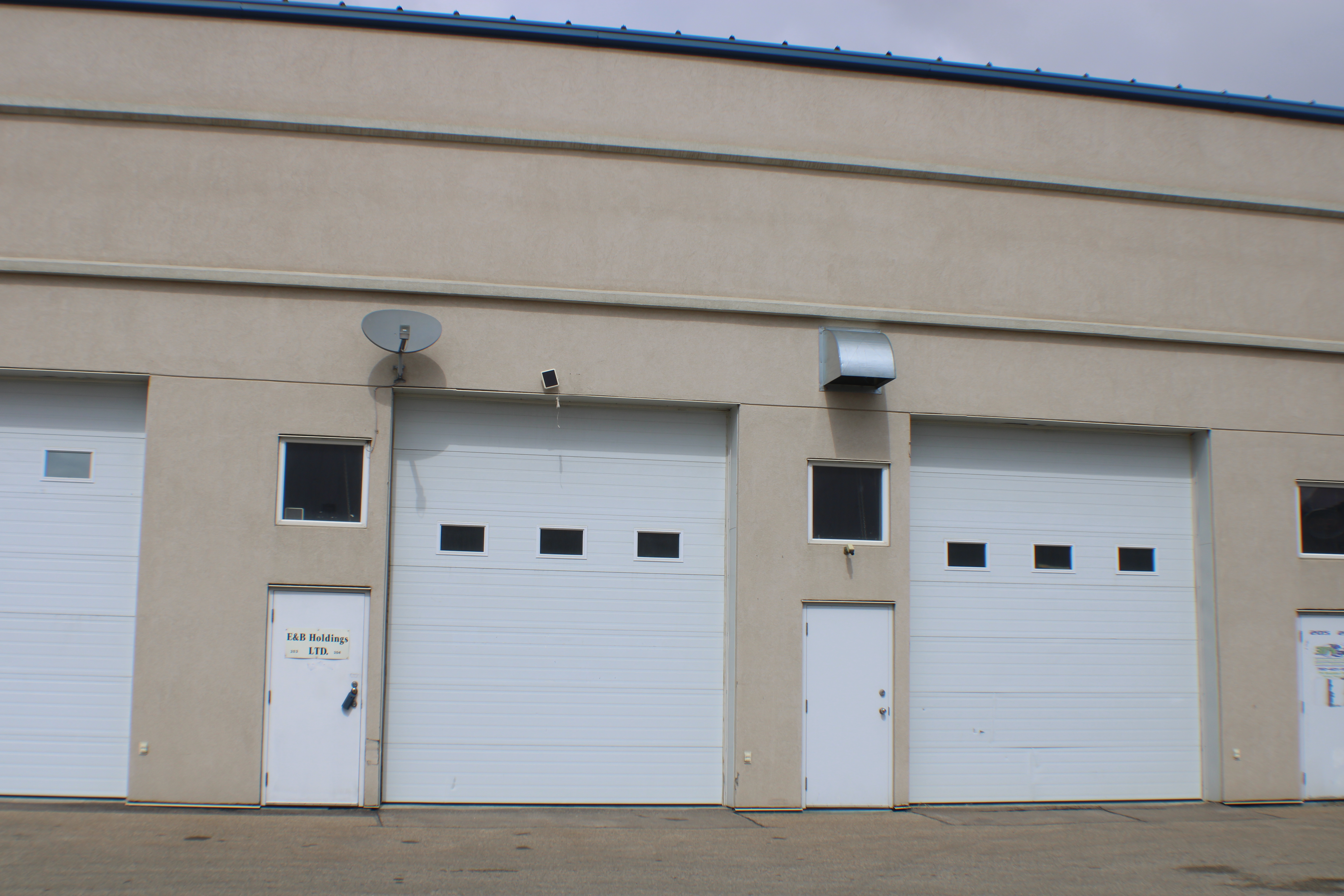  45425807, Alberta,