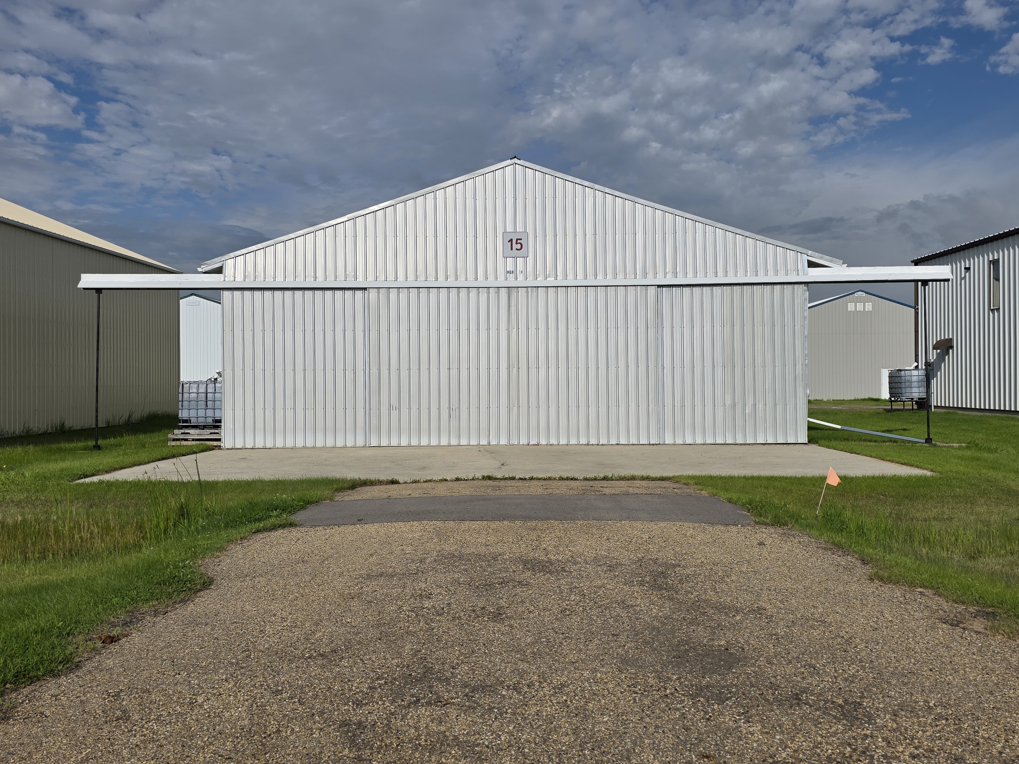 45435370, Alberta,
