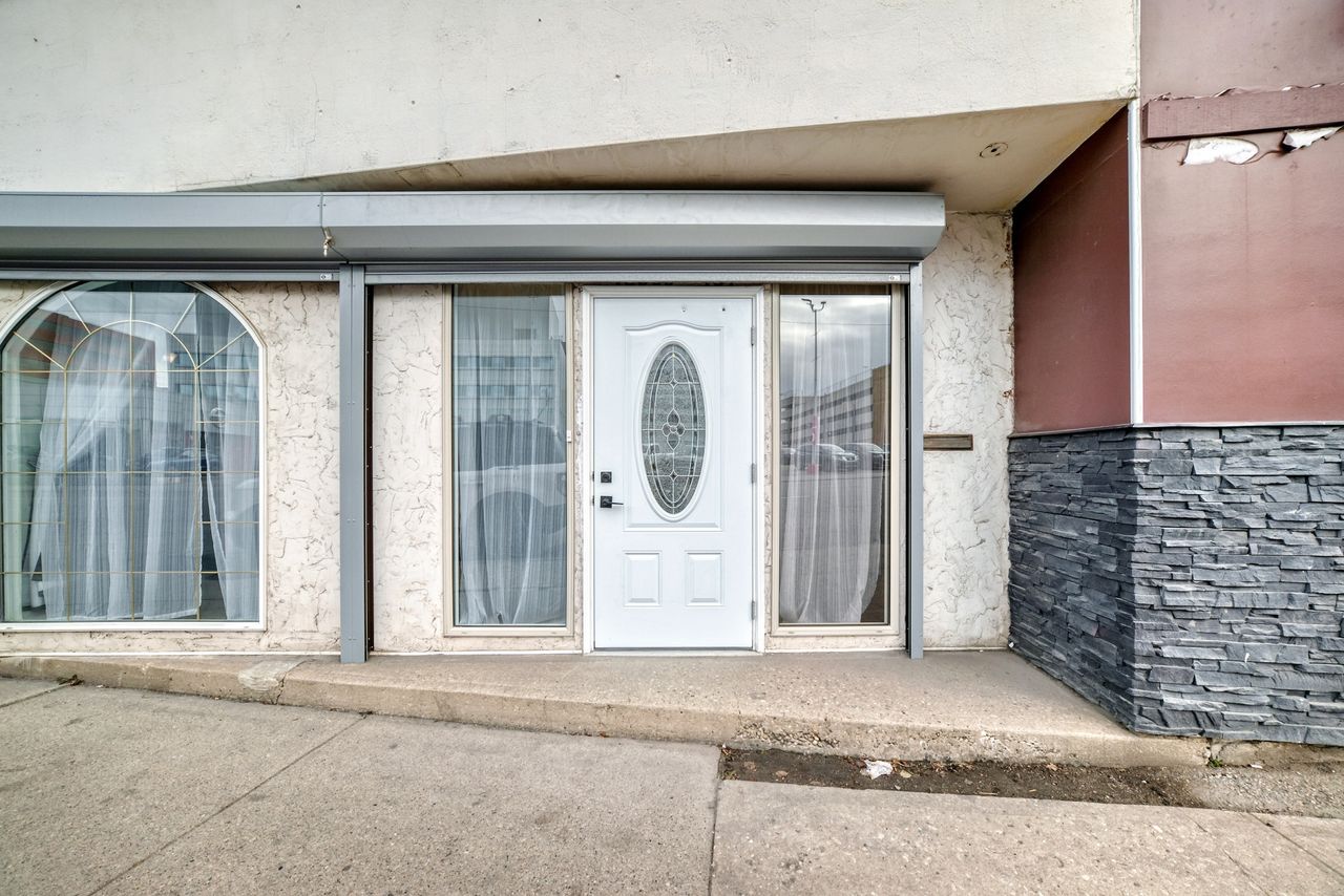  45594386, Alberta,