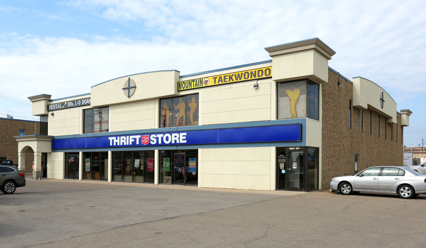  45609678, Alberta,
