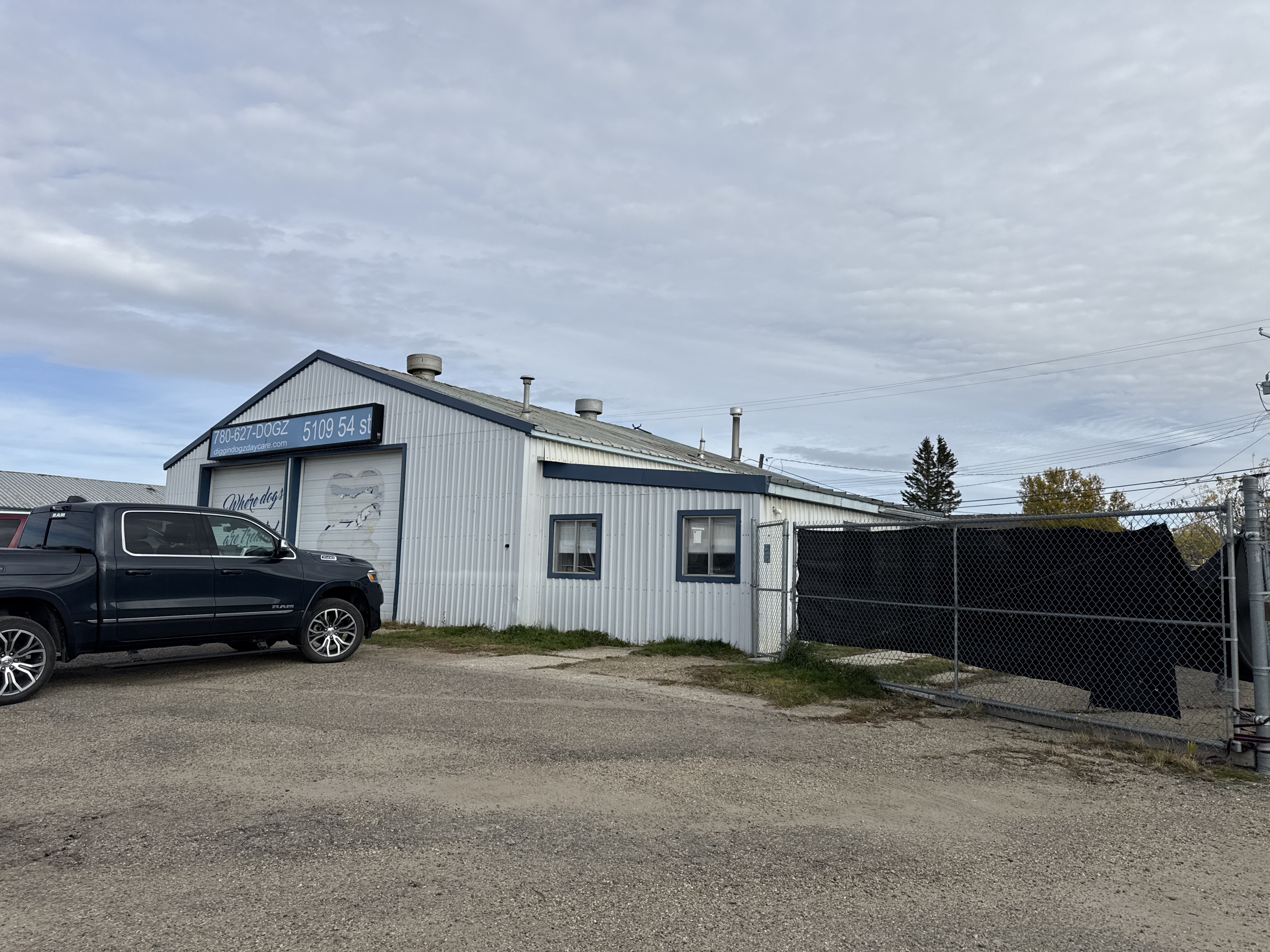  45756125, Alberta,