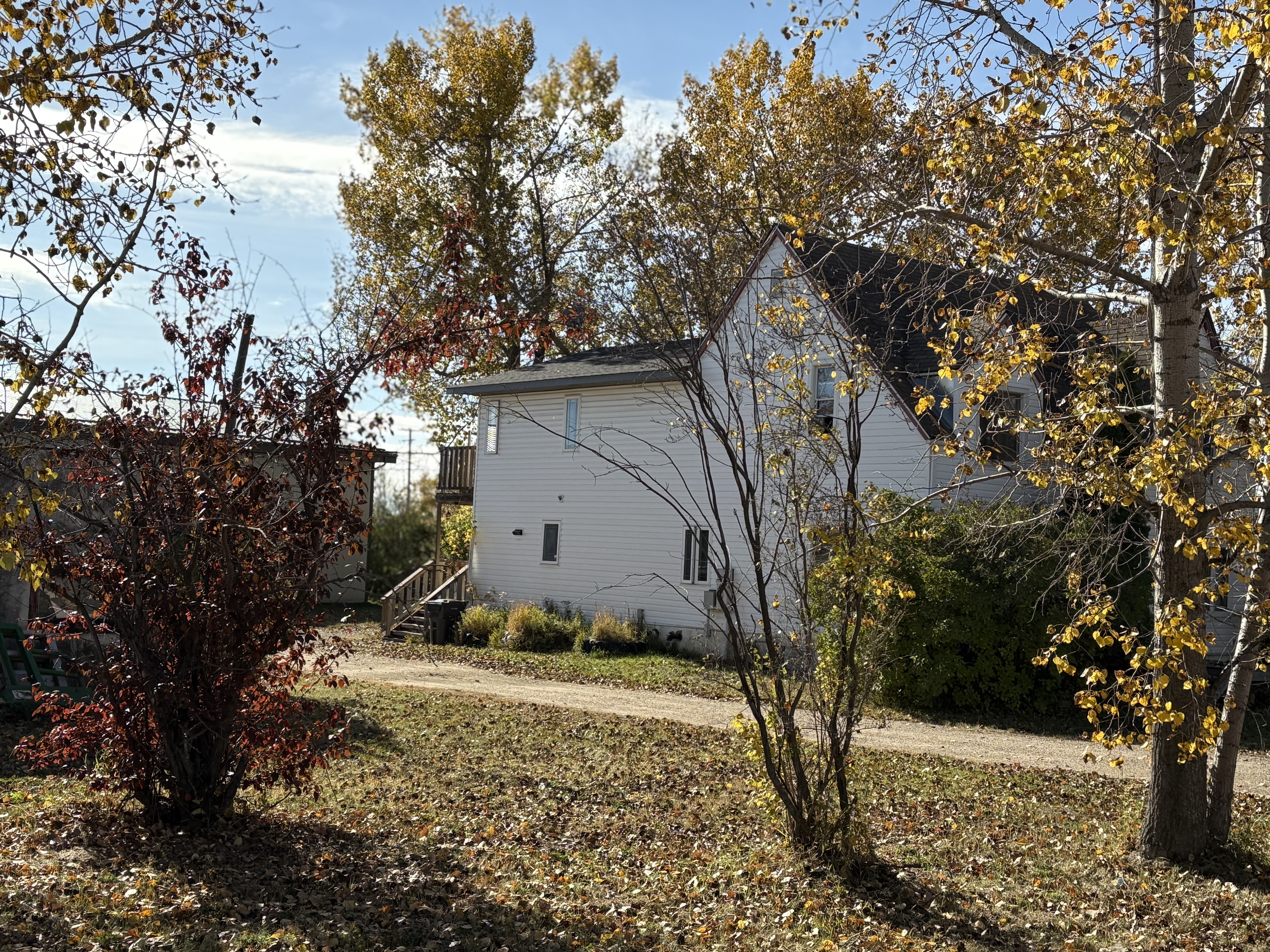  45756462, Alberta,