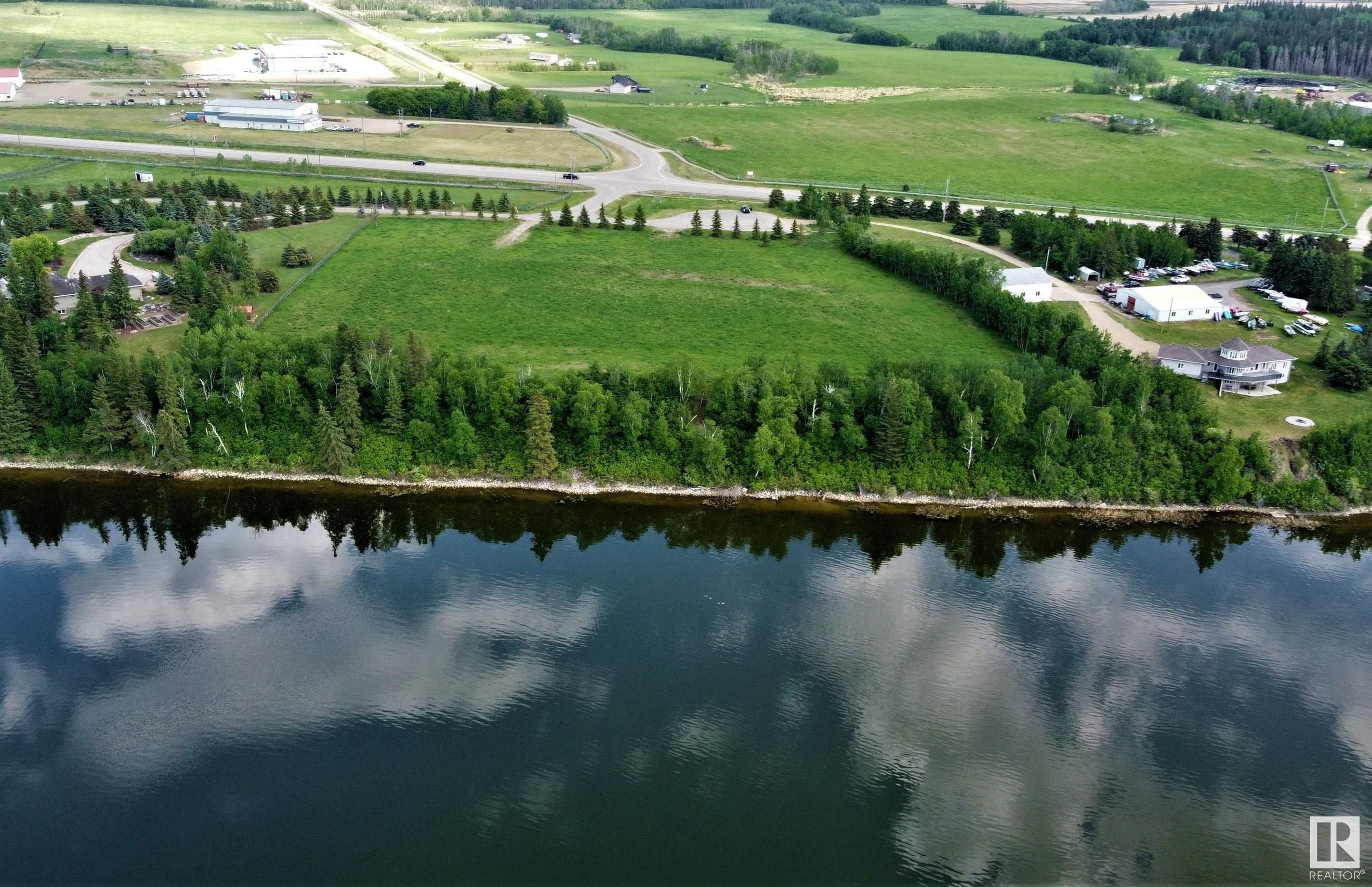 3 61116 28 Highway, E4410987, Alberta,