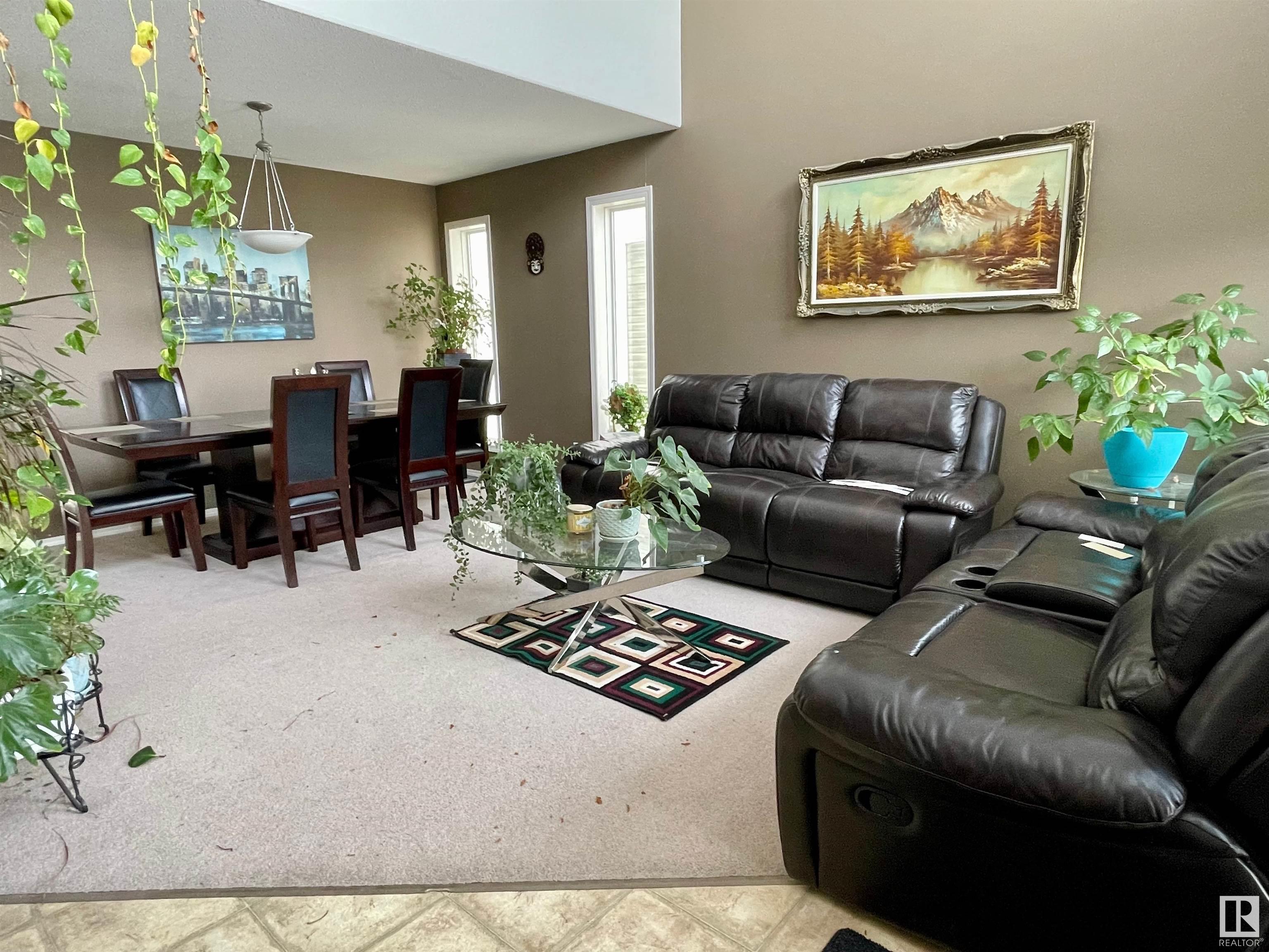 Second View of 3311 32 Avenue, Silver Berry, Edmonton, Alberta, T6T 1X6