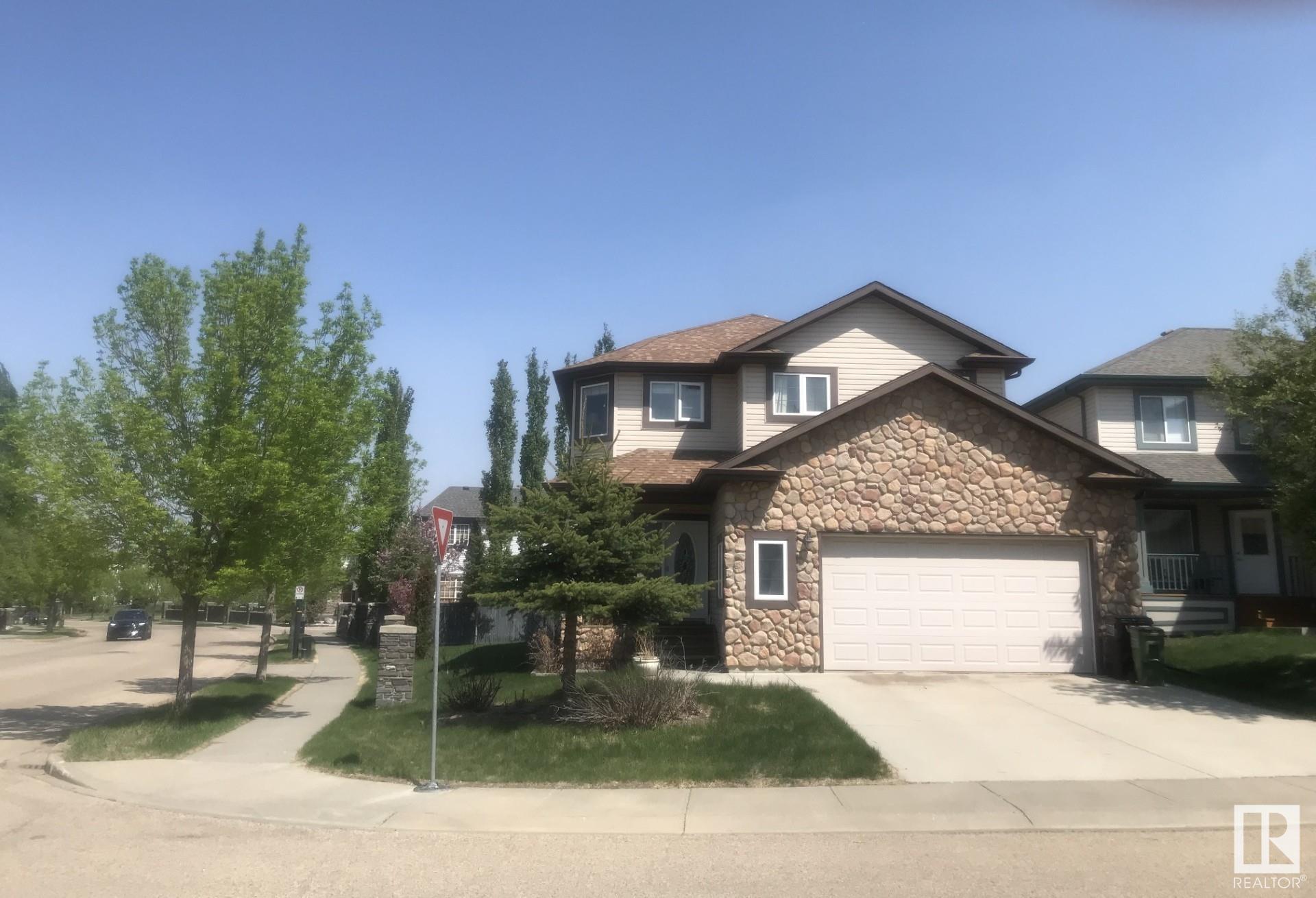 1604 BLACKMORE Court SW, E4420606, Alberta,