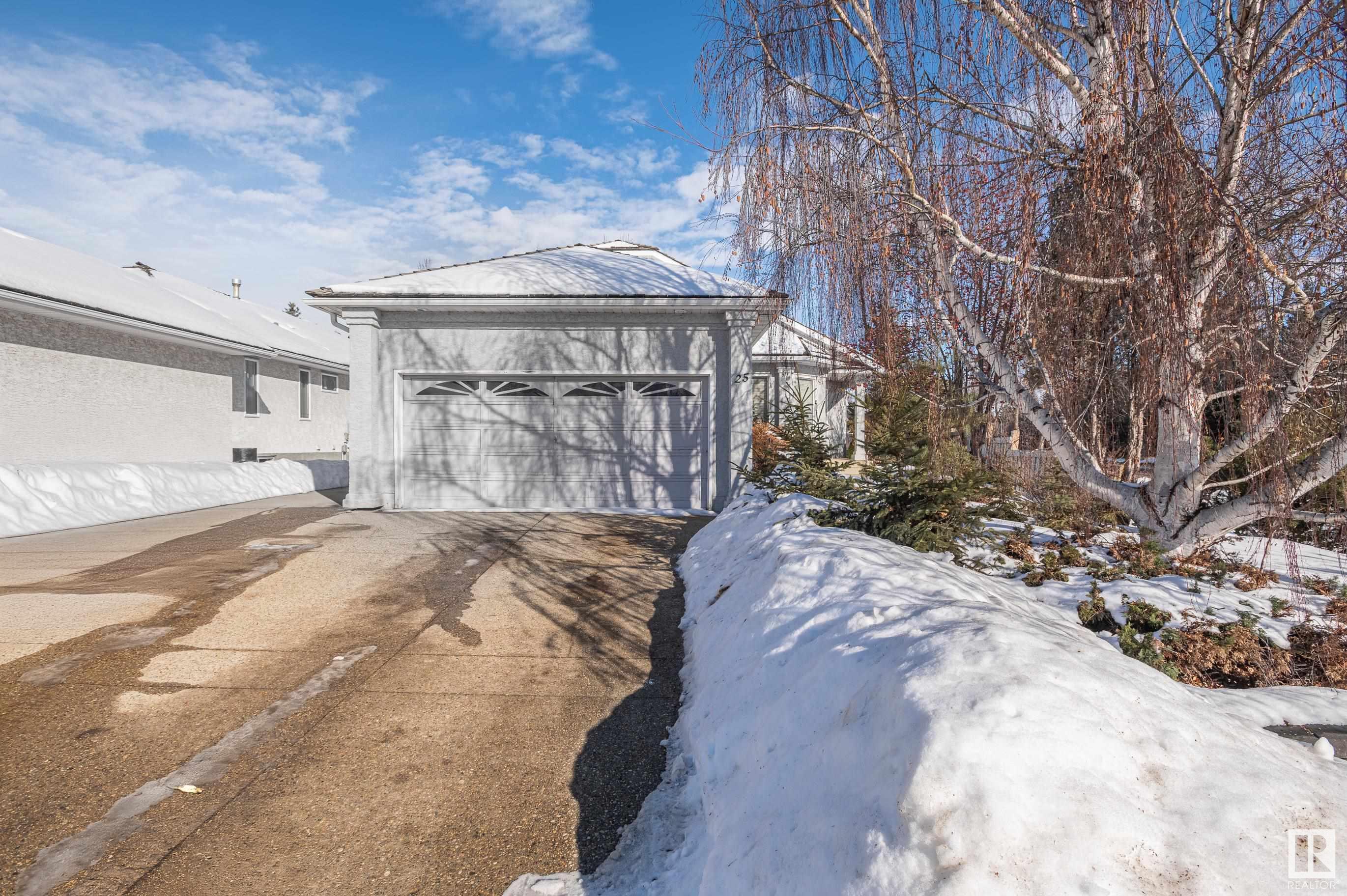 25 EASTWOOD Place, E4423398, Alberta,