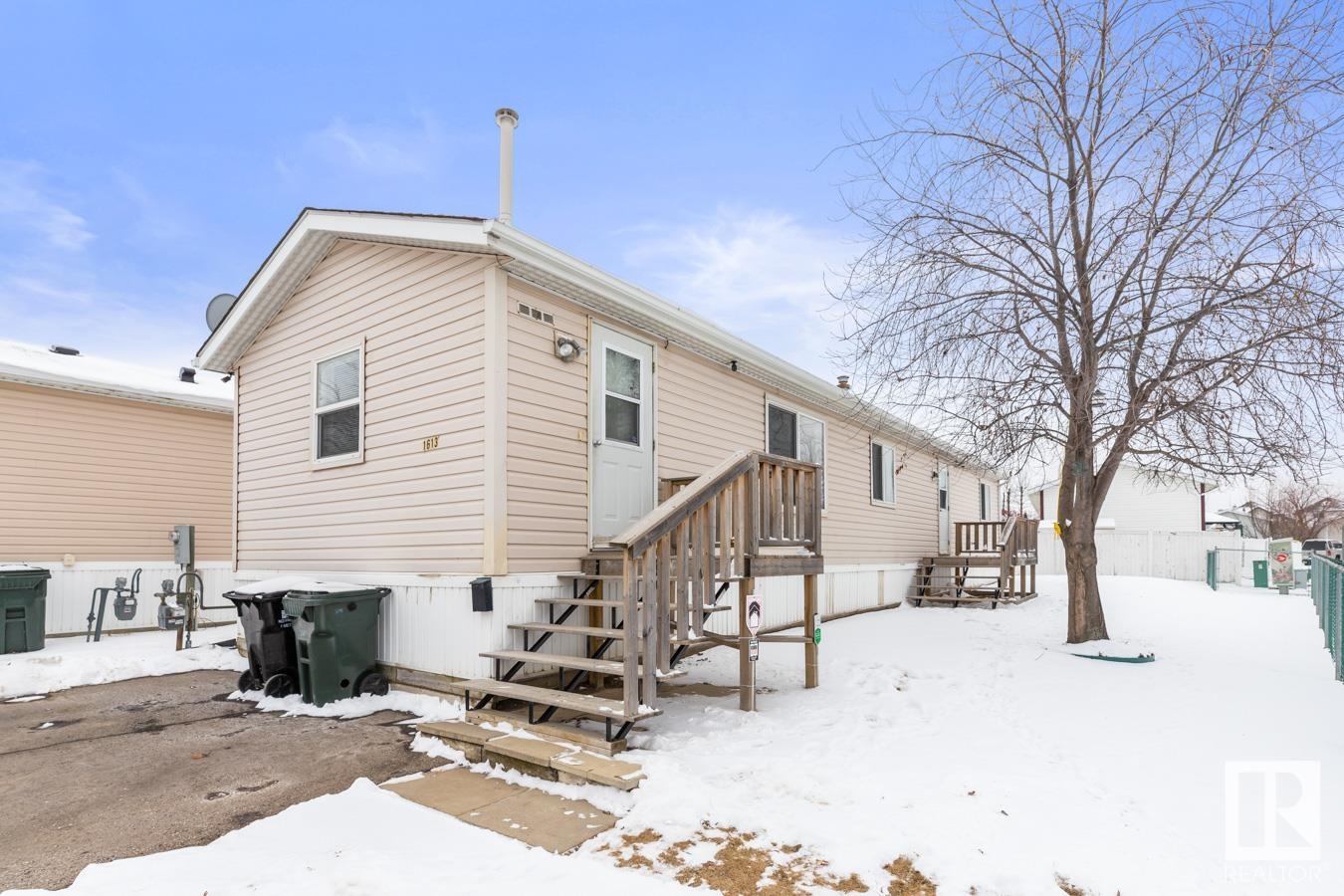 1613 Jubilee Crescent, E4426235, Alberta,