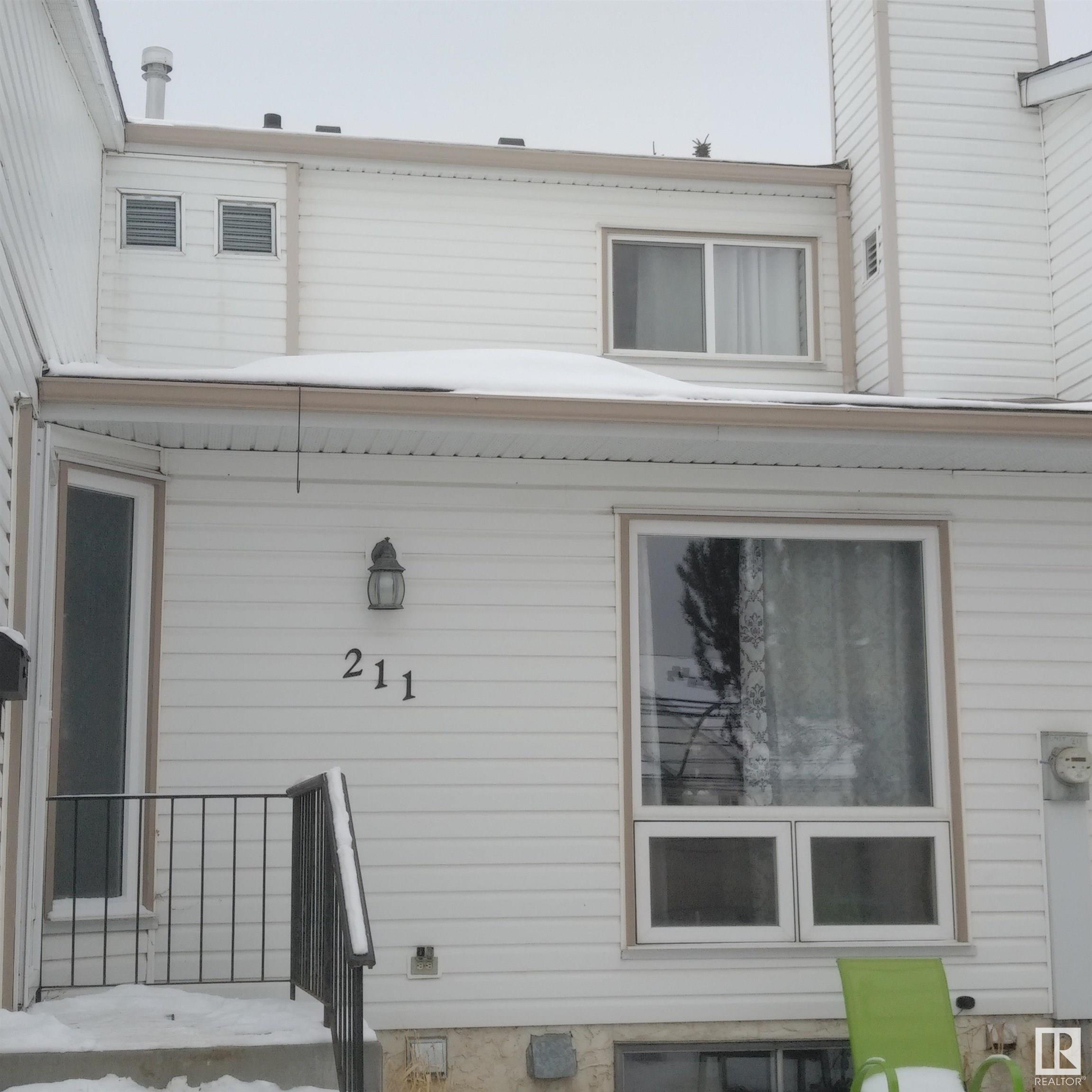 211 MARLBOROUGH Place, E4428684, Alberta,