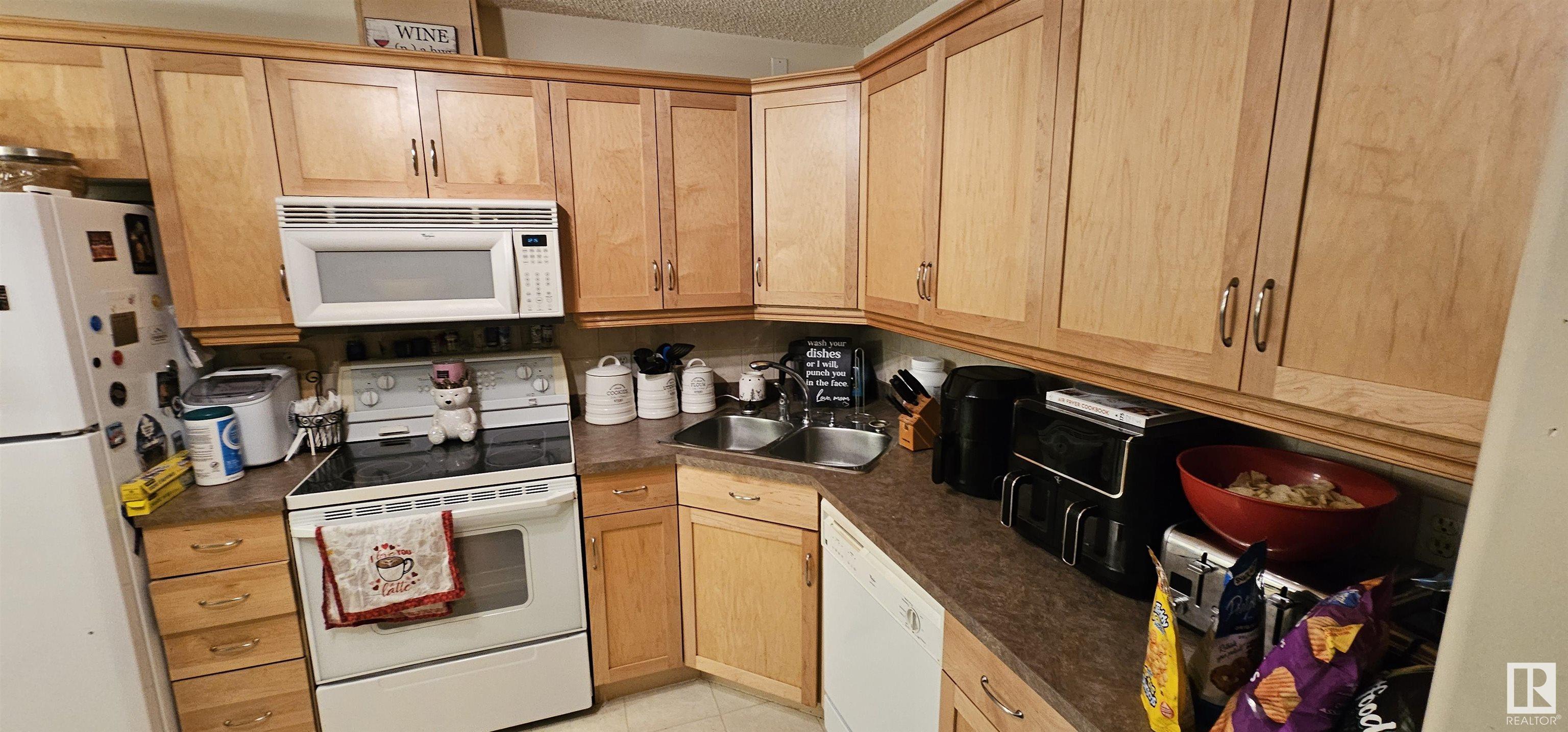 Third View of 109 279 SUDER GREENS Drive, Breckenridge Greens, Edmonton, Alberta, T5T 6X6
