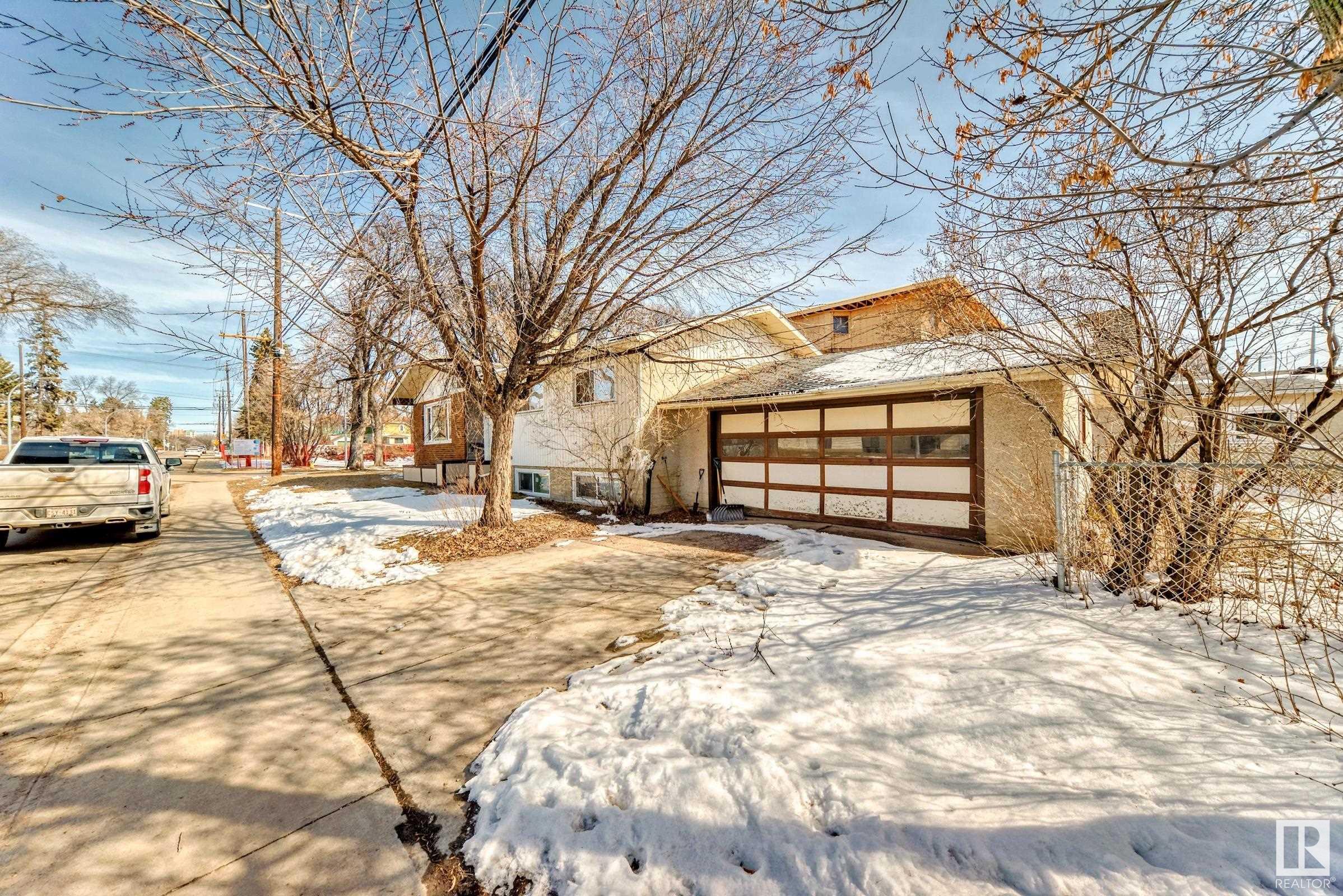Second View of 7807 108 Street, Queen Alexandra, Edmonton, Alberta, T6E 4M1