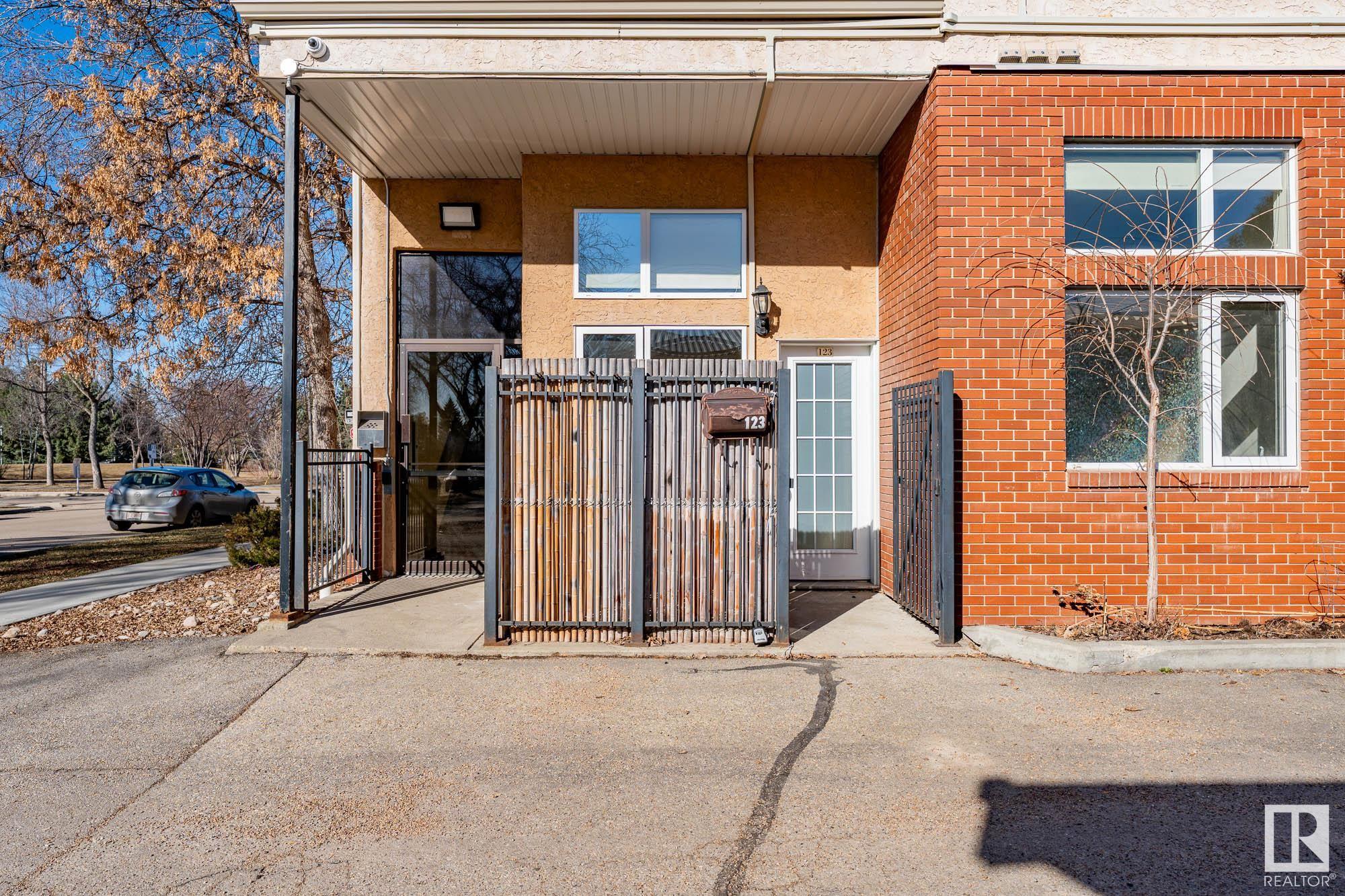 Fifth View of 123 11033 127 Street, Westmount, Edmonton, Alberta, T5M 2L7