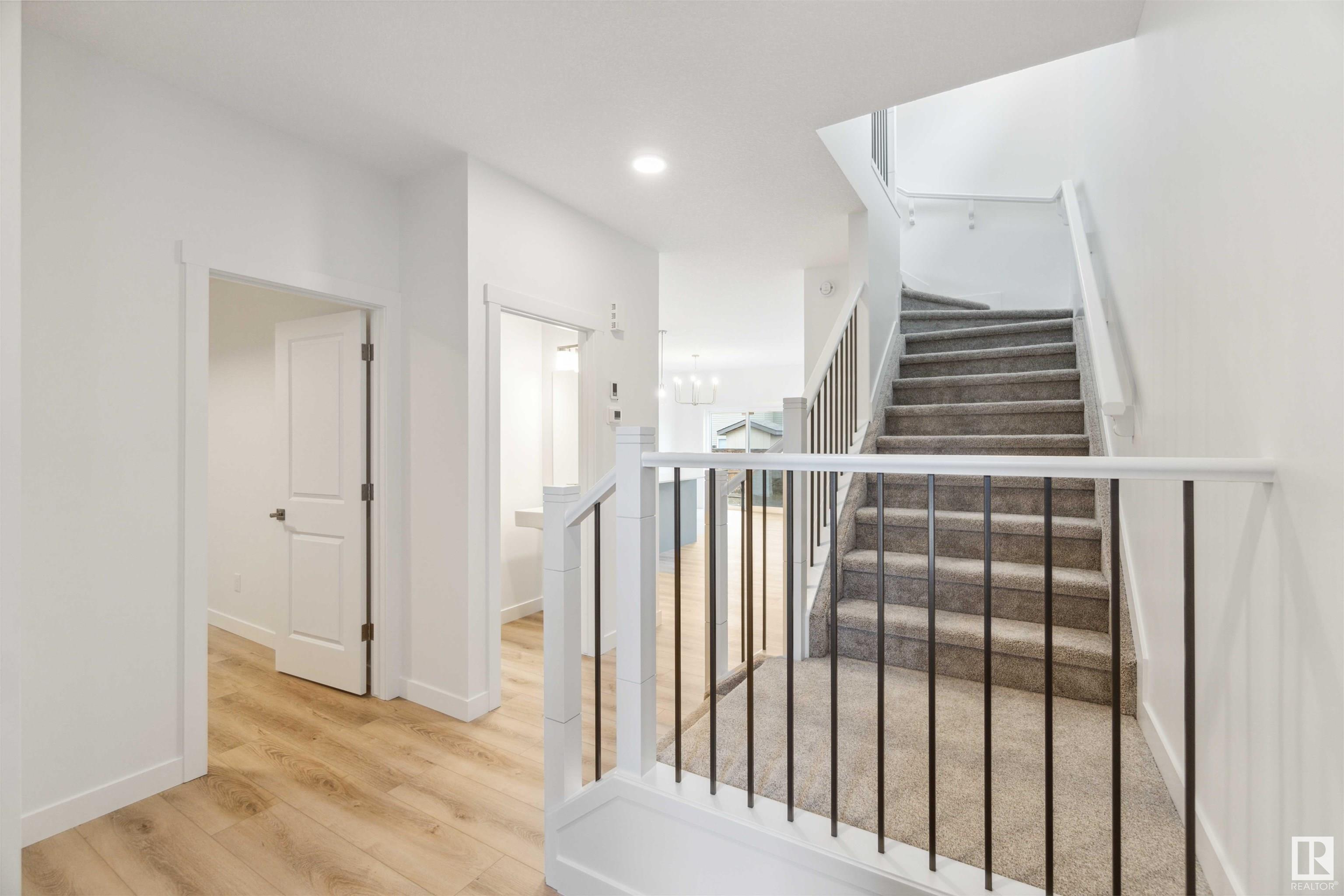 Third View of 32 SPRINGBROOK Wynd, Spruce Ridge, Spruce Grove, Alberta, T7X 2W5
