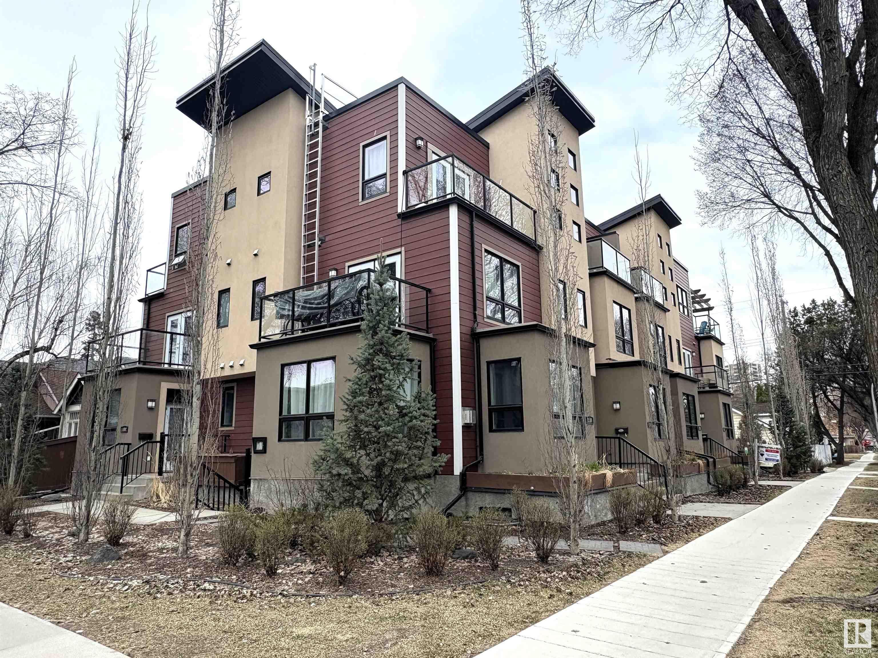 Third View of 10808 83 Avenue, Garneau, Edmonton, Alberta, T6E 2E7
