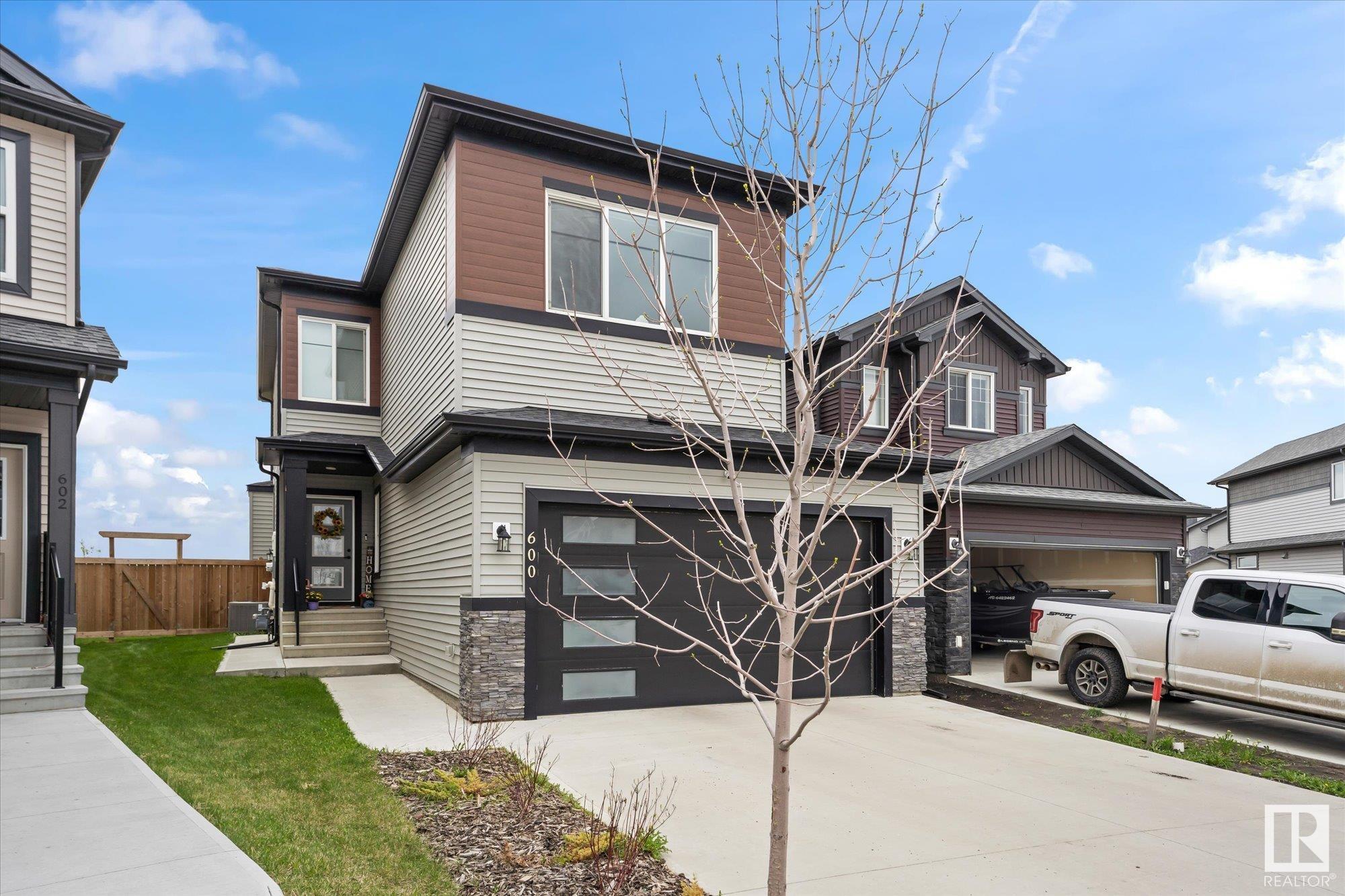 600 BOULDER Wynd, E4433822, Alberta,