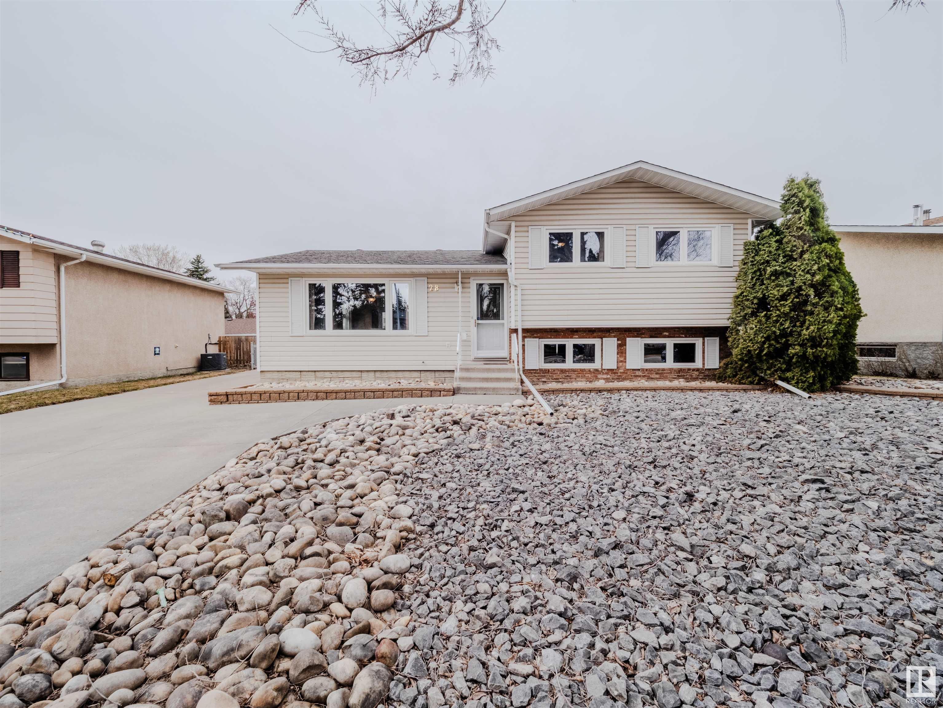 28 MEREDIAN Road, E4434046, Alberta,