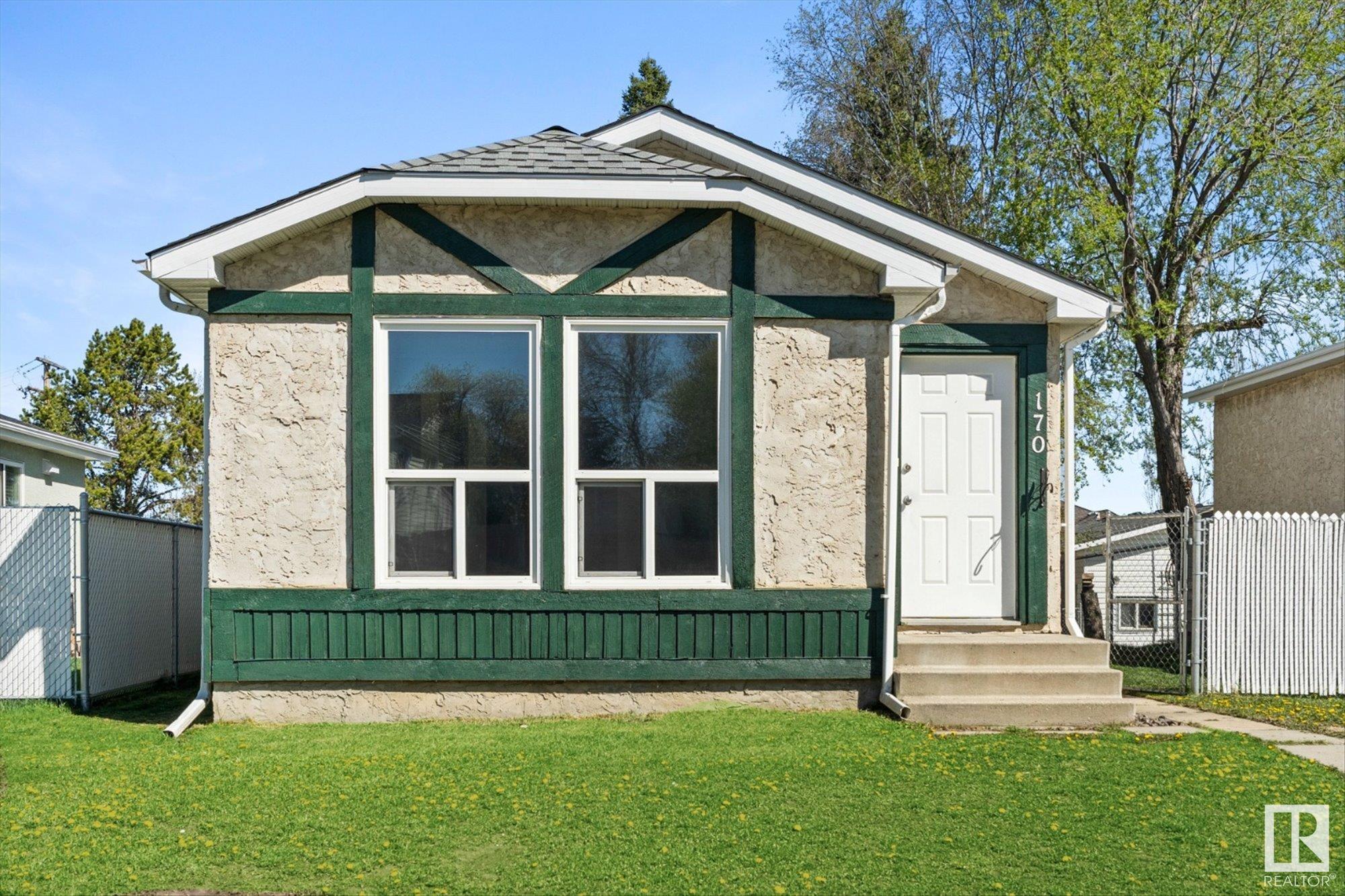 170 GREENWOOD Drive, E4435117, Alberta,