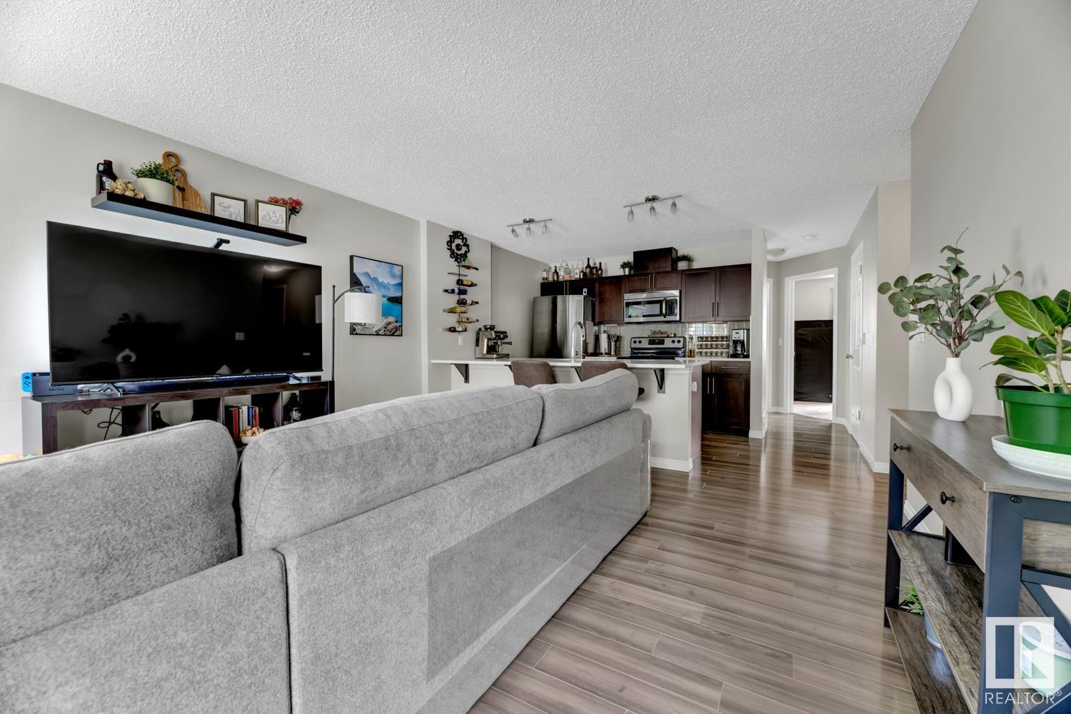 Second View of 52 460 HEMINGWAY Road, The Hamptons, Edmonton, Alberta, T6M 0M5