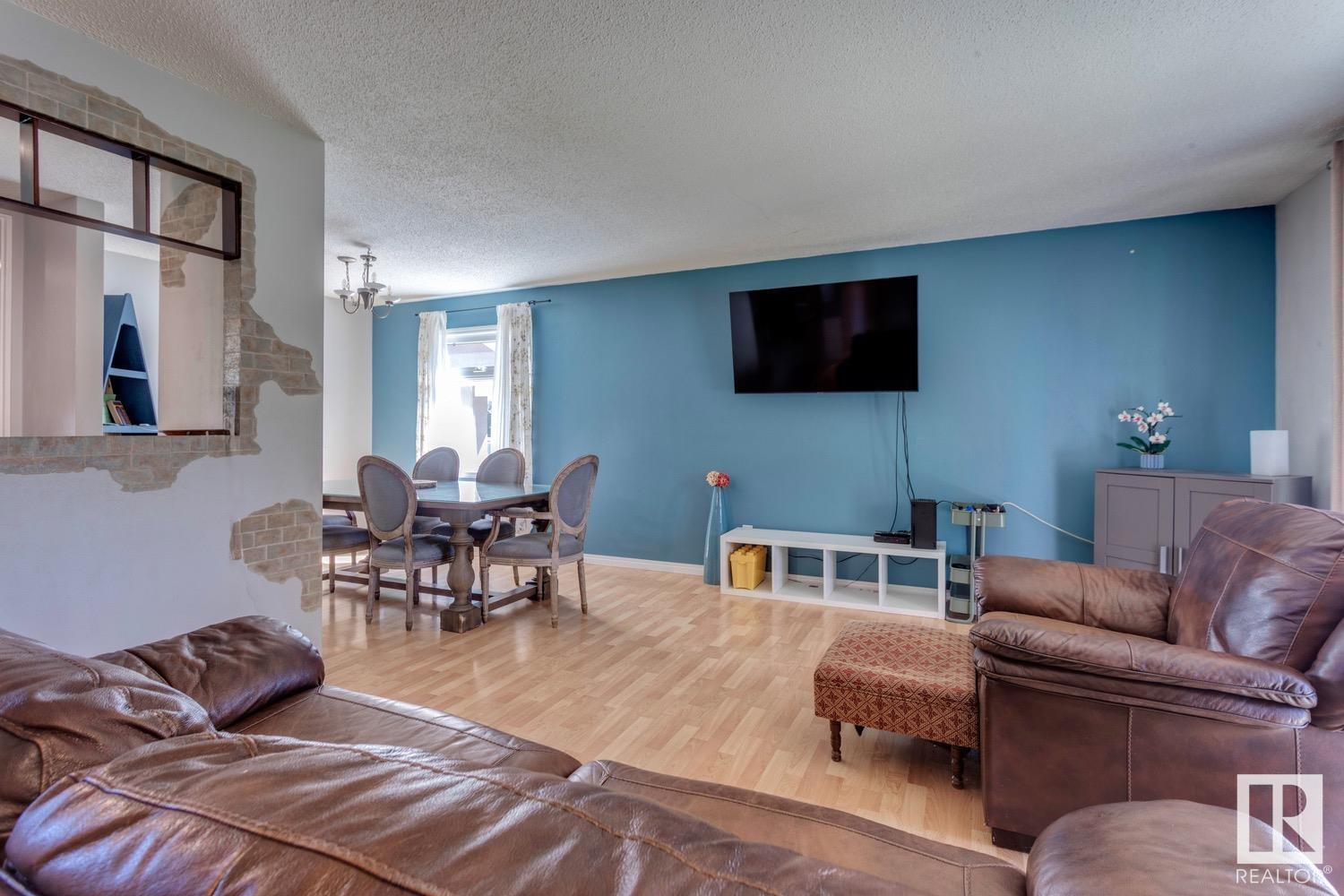 Third View of 2 LEON Place, Lacombe Park, St. Albert, Alberta, T8N 1X6