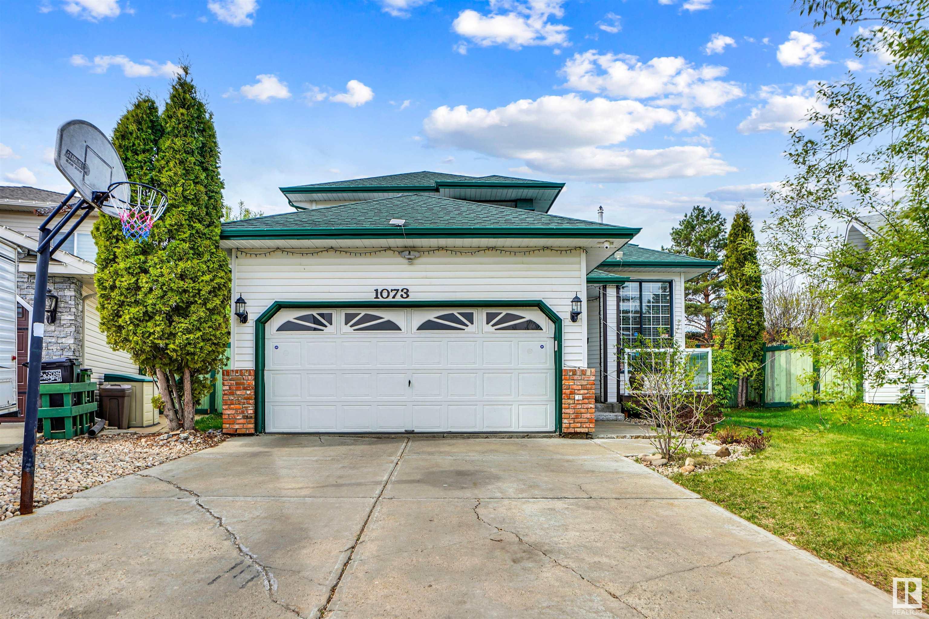 1073 POTTER GREENS Drive, E4435671, Alberta,