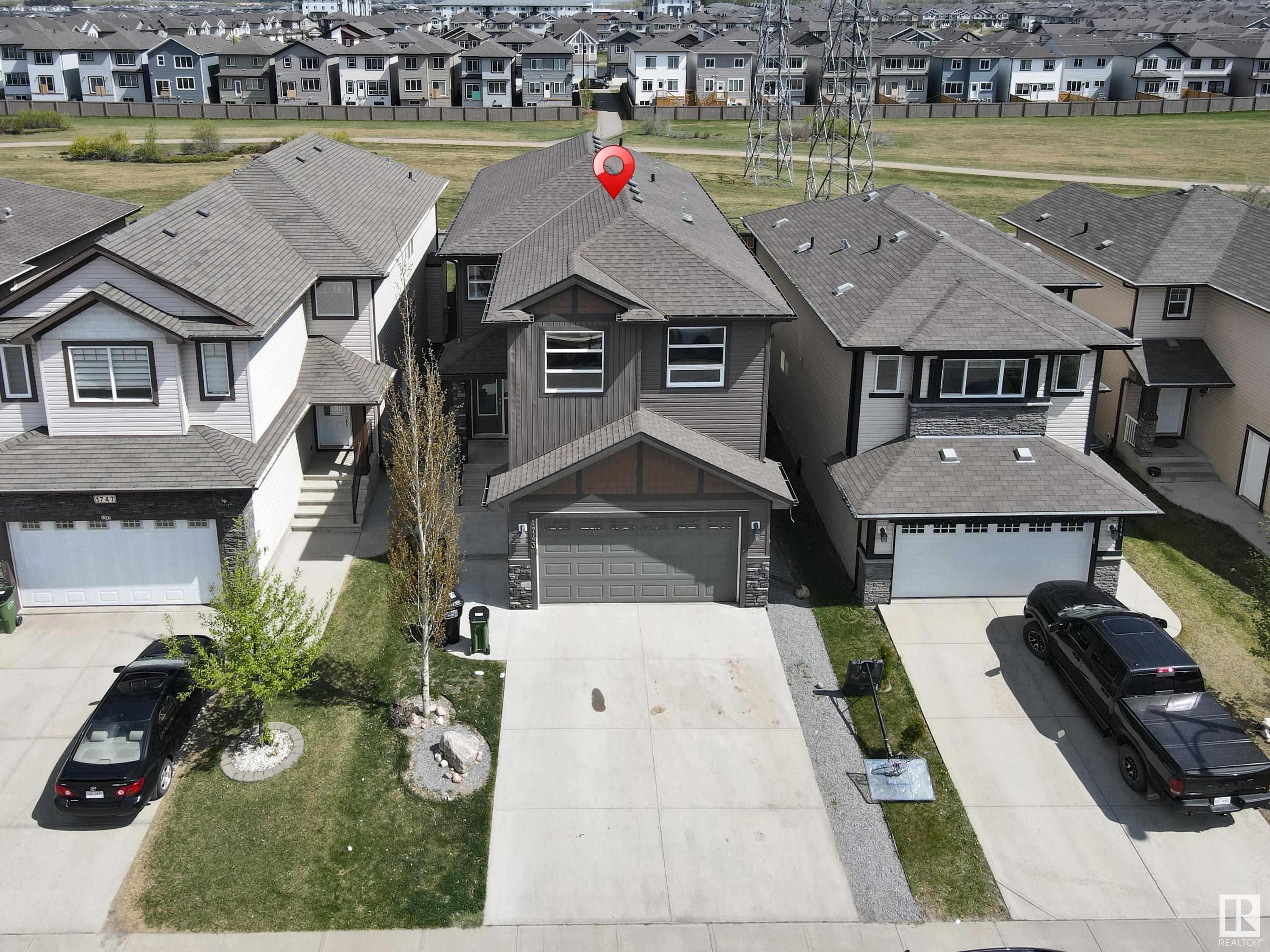 Third View of 1743 28 Street, Laurel, Edmonton, Alberta, T6T 0Z6