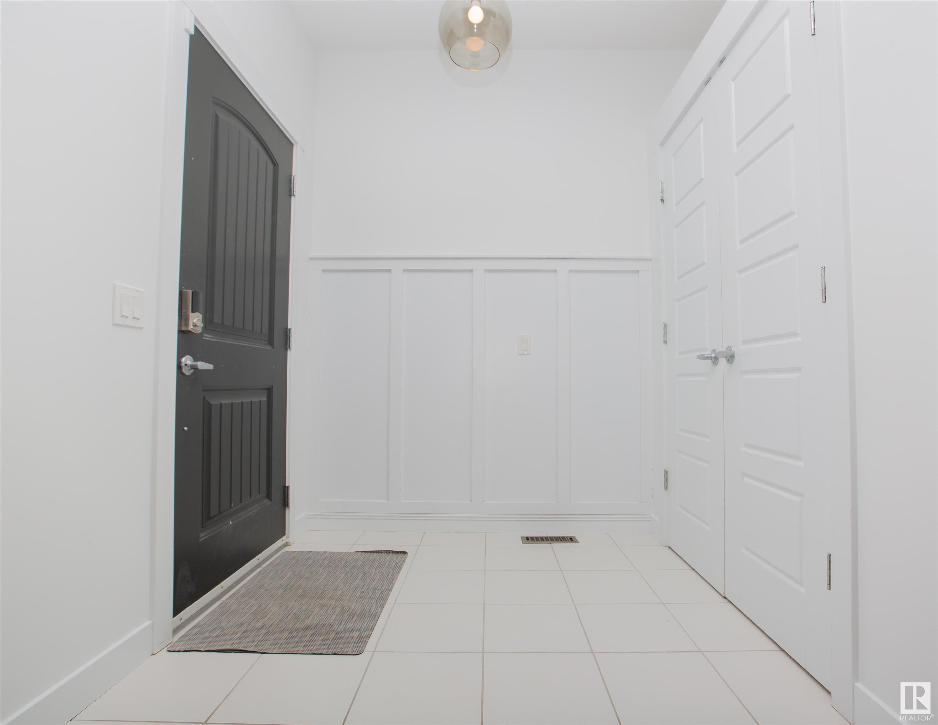 Third View of 526 ORCHARDS Boulevard, The Orchards At Ellerslie, Edmonton, Alberta, T6X 2B7