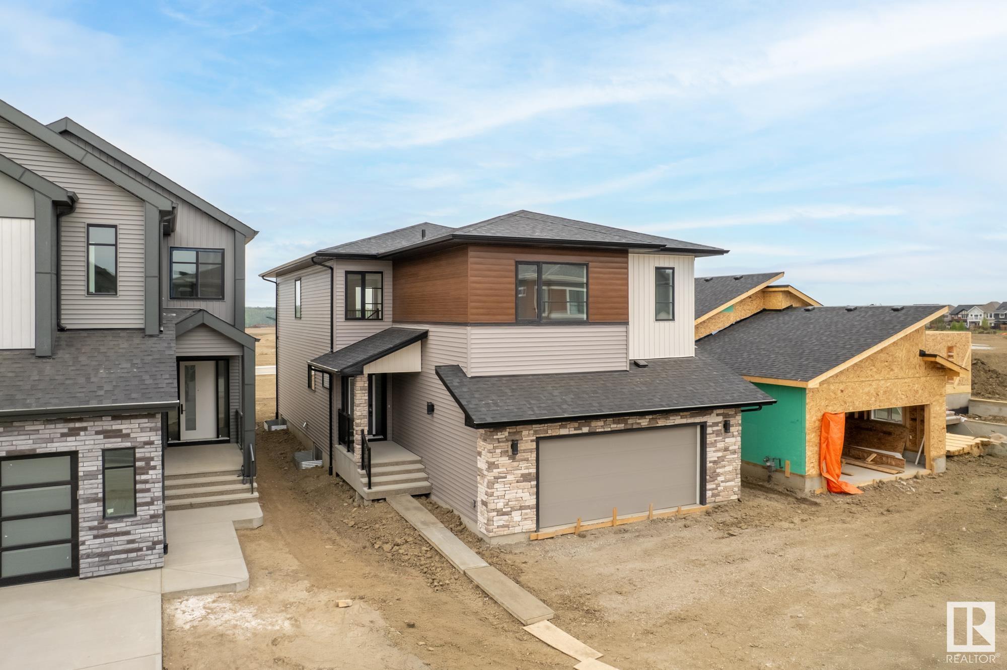 Third View of 7095 KIVIAQ Crescent, Keswick Area, Edmonton, Alberta, T6W 5N7