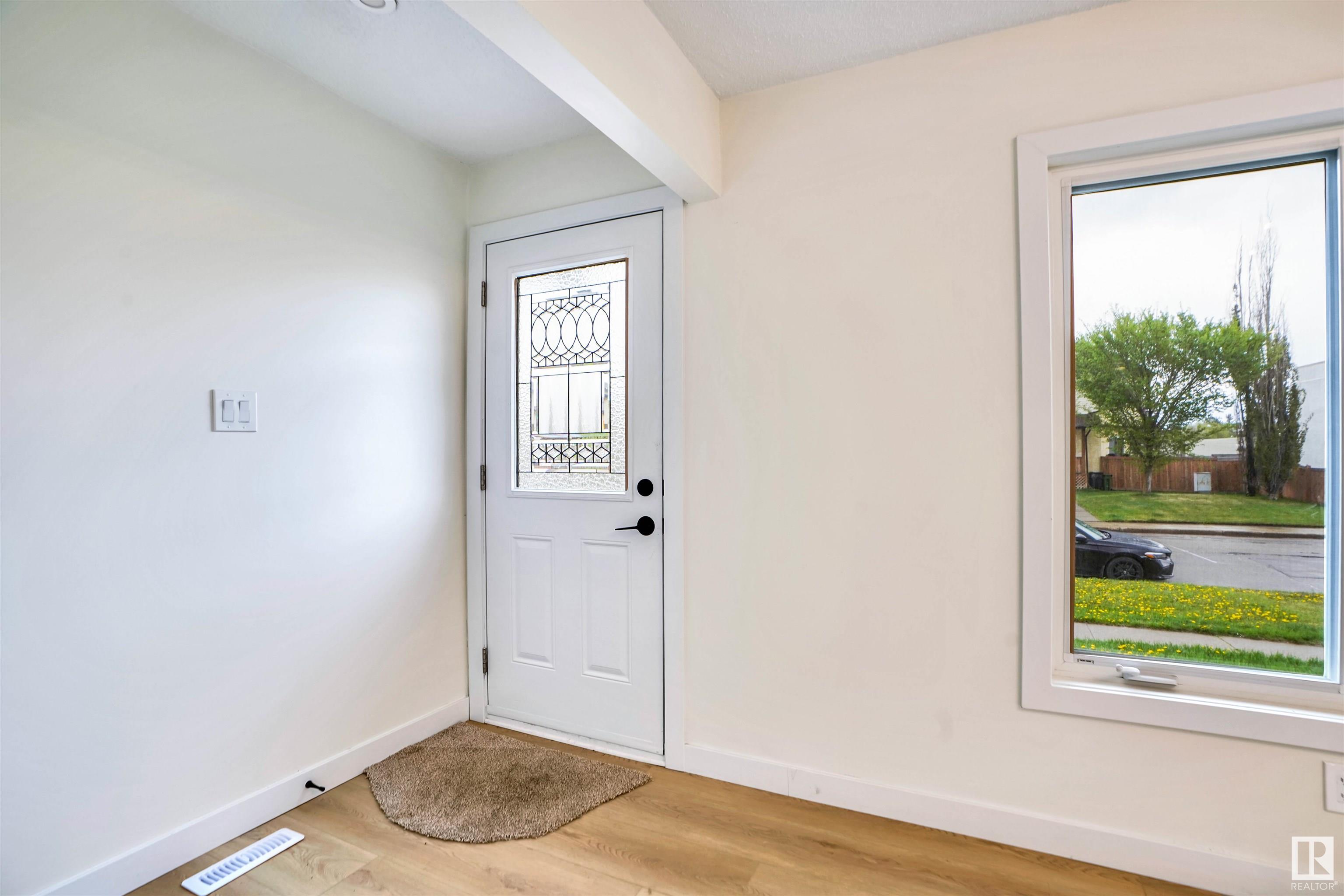 Second View of 3806 85 Street, Richfield, Edmonton, Alberta, T6K 0H6