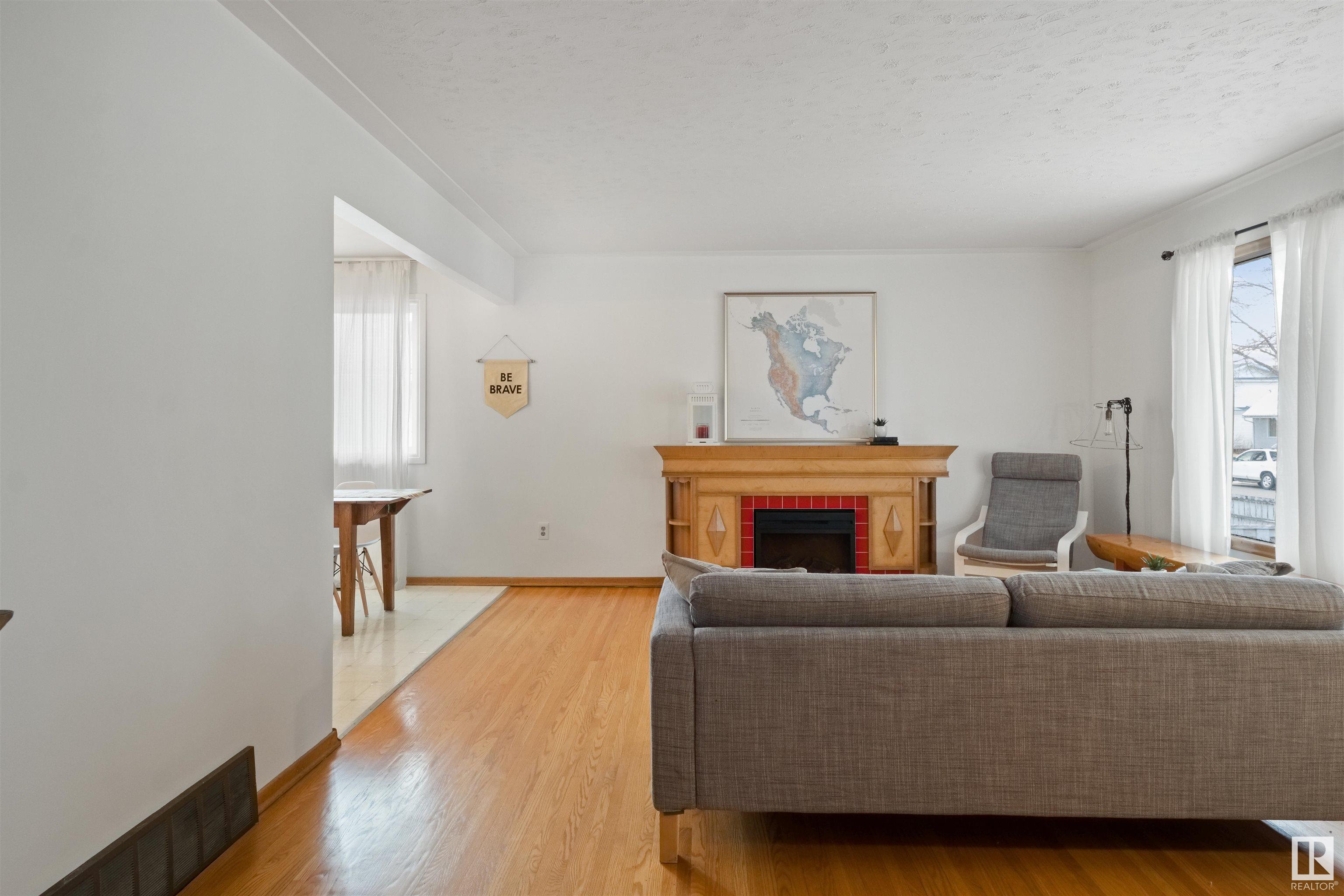 Fourth View of 12207 58 Street, Newton, Edmonton, Alberta, T5W 3X6