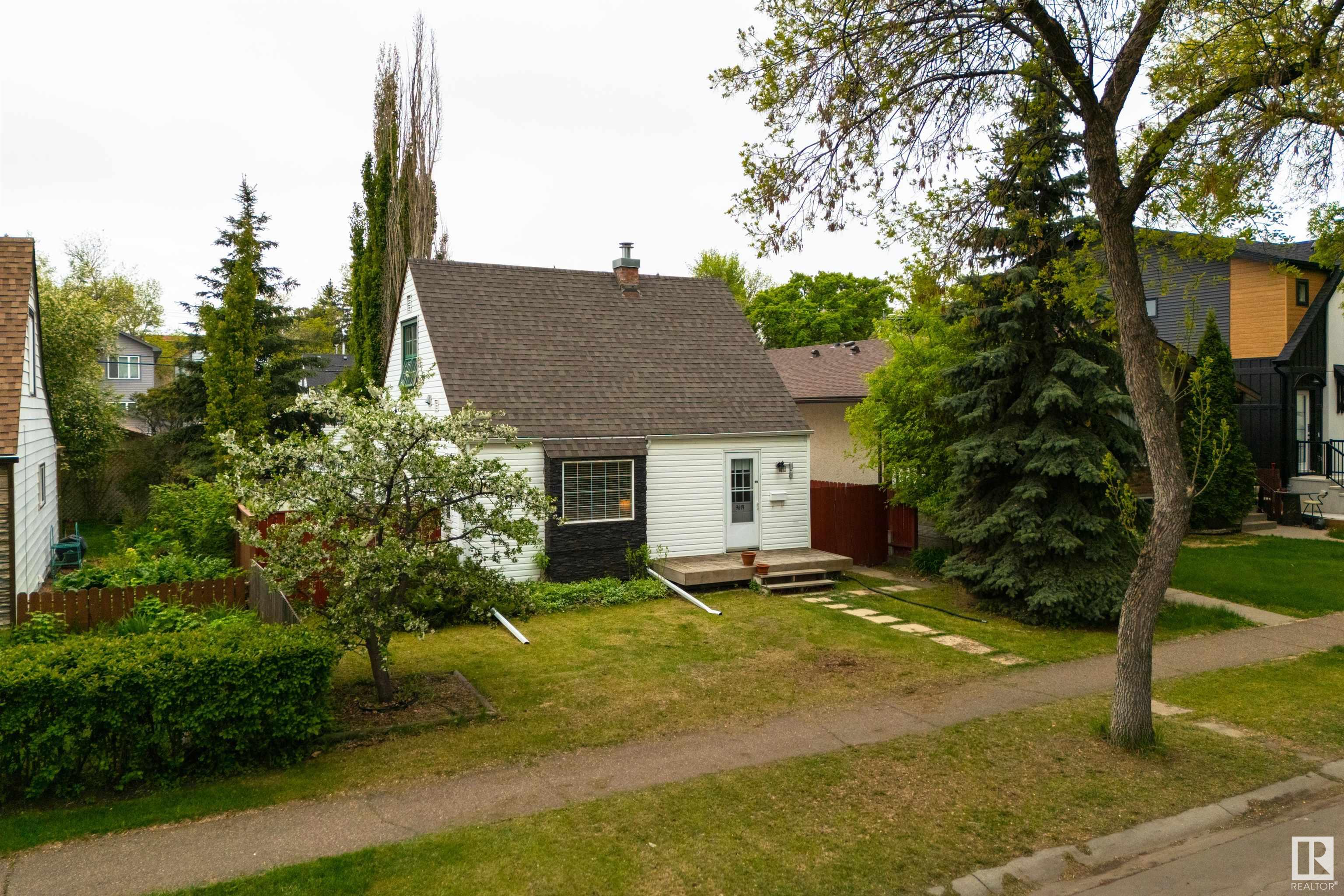 Main View of 9619 73 Avenue, Ritchie, Edmonton, Alberta, T6E 1B3