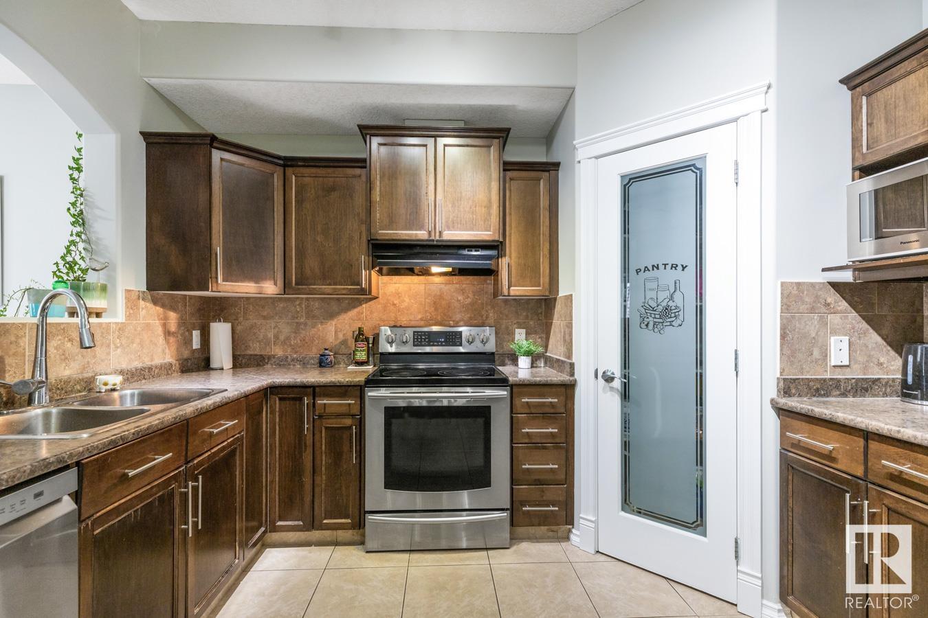 Fifth View of 16405 53 Street, Hollick-Kenyon, Edmonton, Alberta, T5Y 0H5