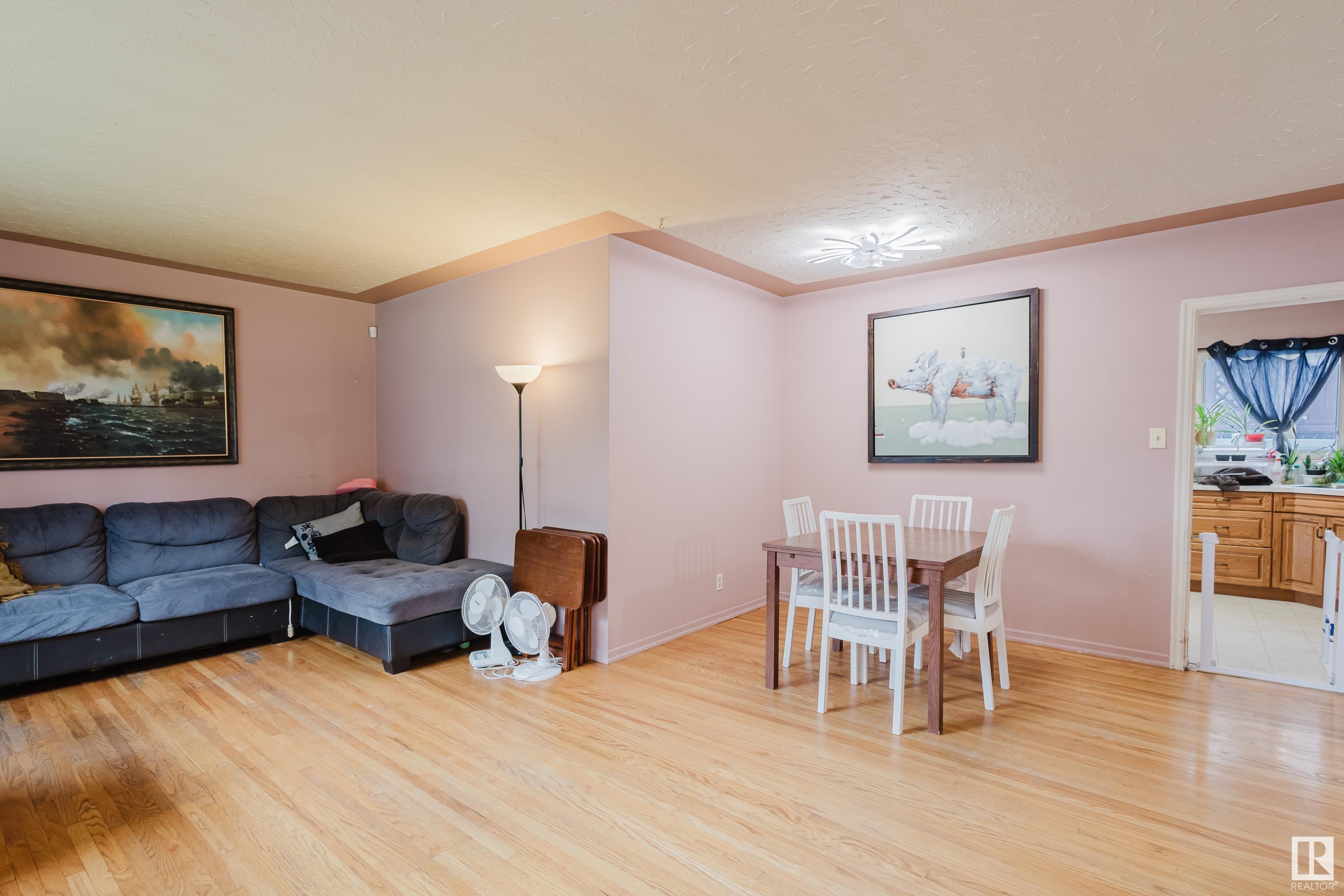 Fourth View of 13207 131A Avenue, Athlone, Edmonton, Alberta, T5L 3P1