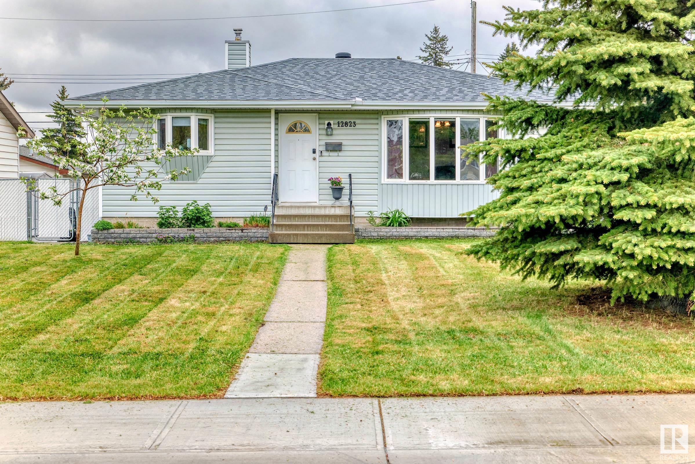 Second View of 12823 95A Street, Killarney, Edmonton, Alberta, T5E 3Z8