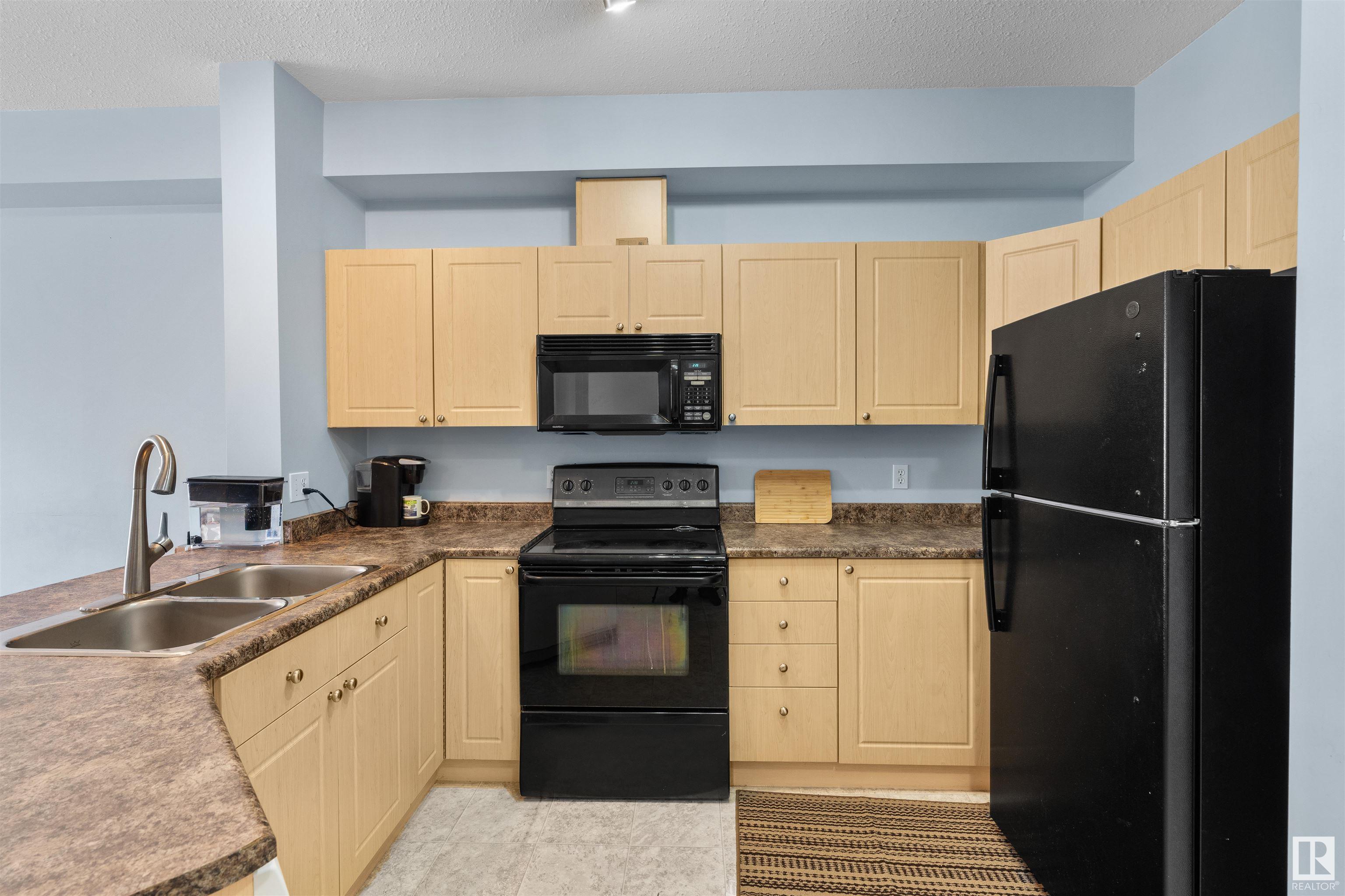 Third View of 225 4304 139 Avenue, Clareview Town Centre, Edmonton, Alberta, T5Y 0H6
